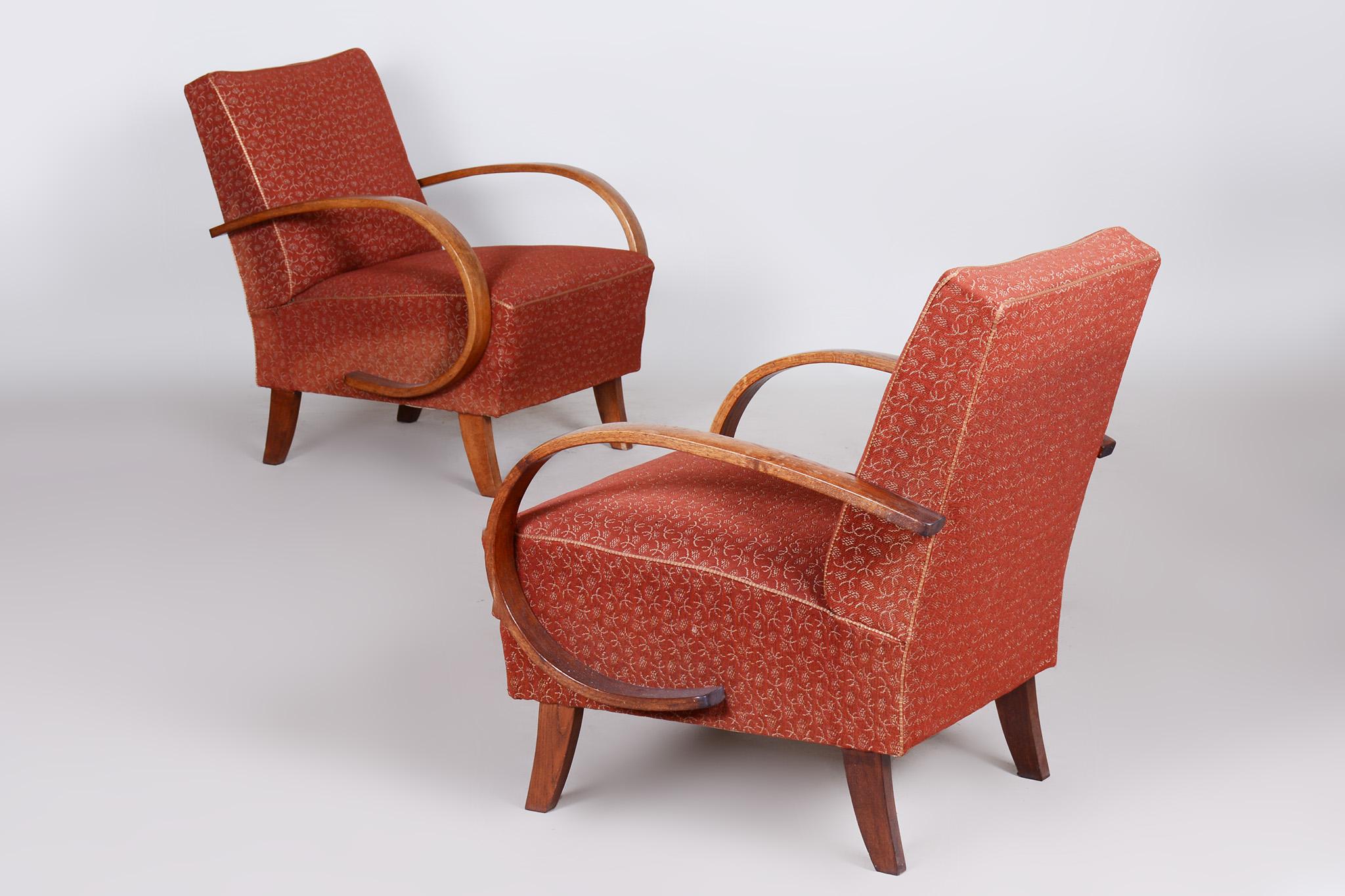 Paire de fauteuils Art Déco tchèques en hêtre rouge par Jindrich Halabala, UP Zavody, années 1930 en vente 2