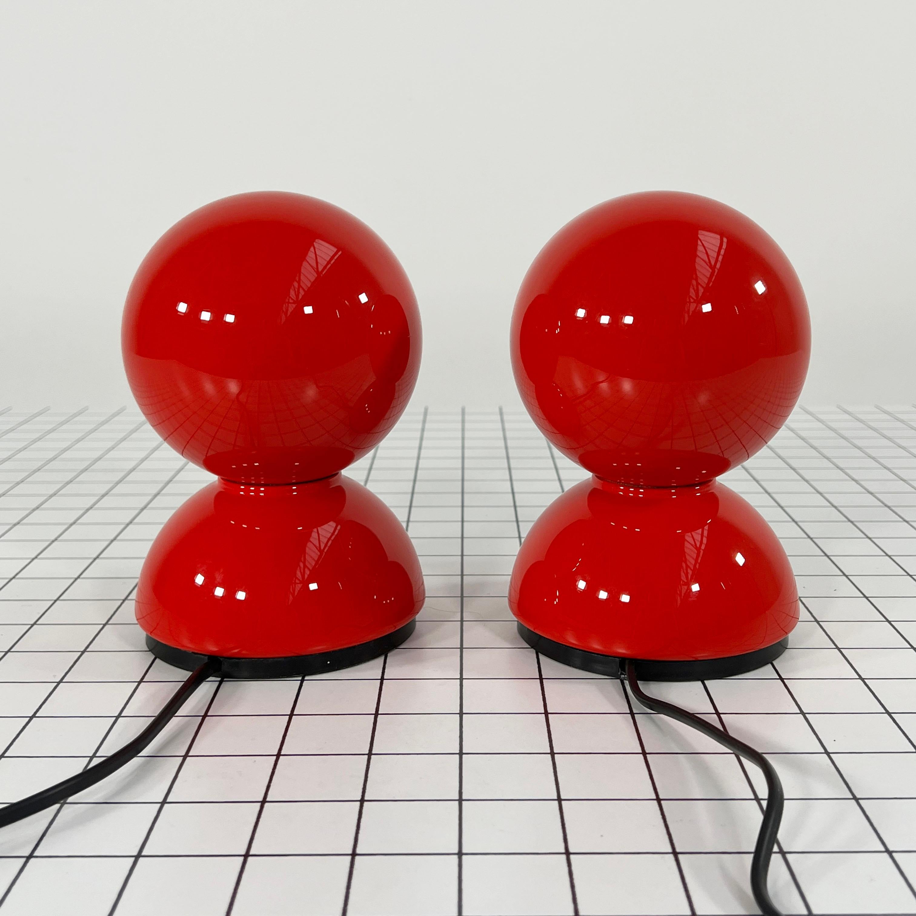 Pair of Red Eclisse Table Lamps by Vico Magistretti for Artemide, 1960s In Good Condition In Ixelles, Bruxelles