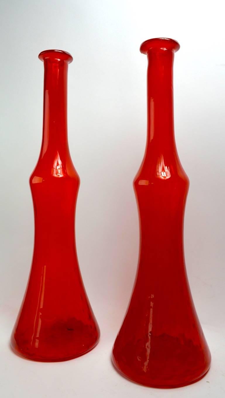 Mid-Century Modern Pair of Red Glass Vases Attributed to Erickson For Sale