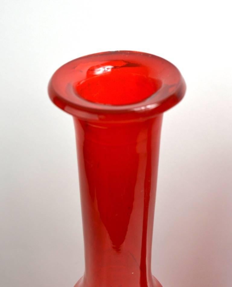 Pair of Red Glass Vases Attributed to Erickson In Excellent Condition For Sale In New York, NY