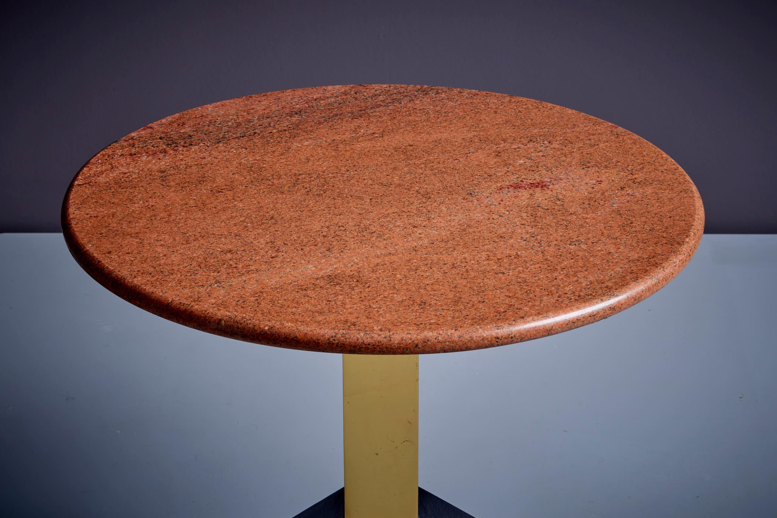 Pair of Red Granite Side Tables, Italy, 1950s For Sale 3
