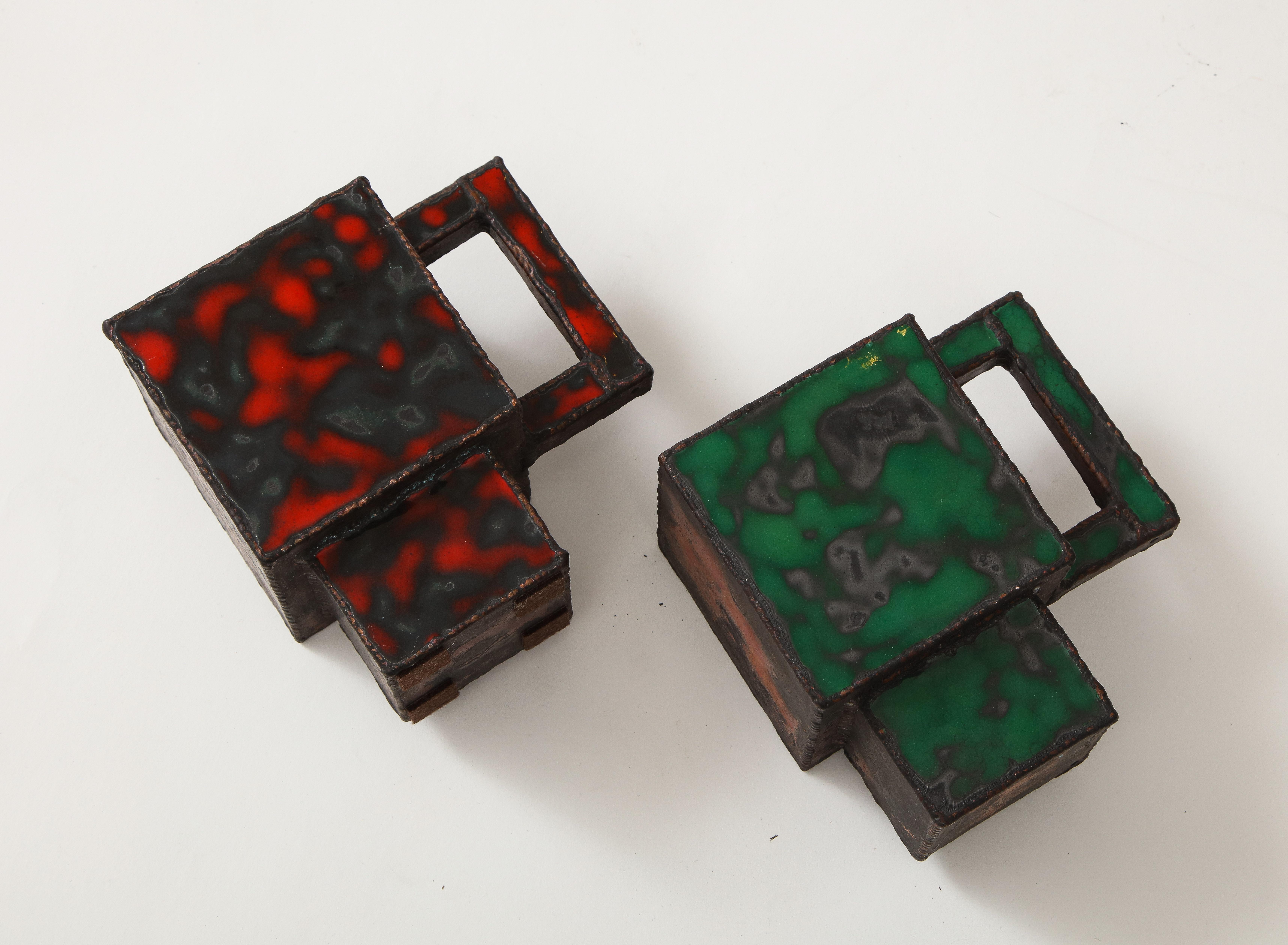 Paar rote und grüne emaillierte Kupferbecher von Kwangho Lee, um 2012 im Angebot 5