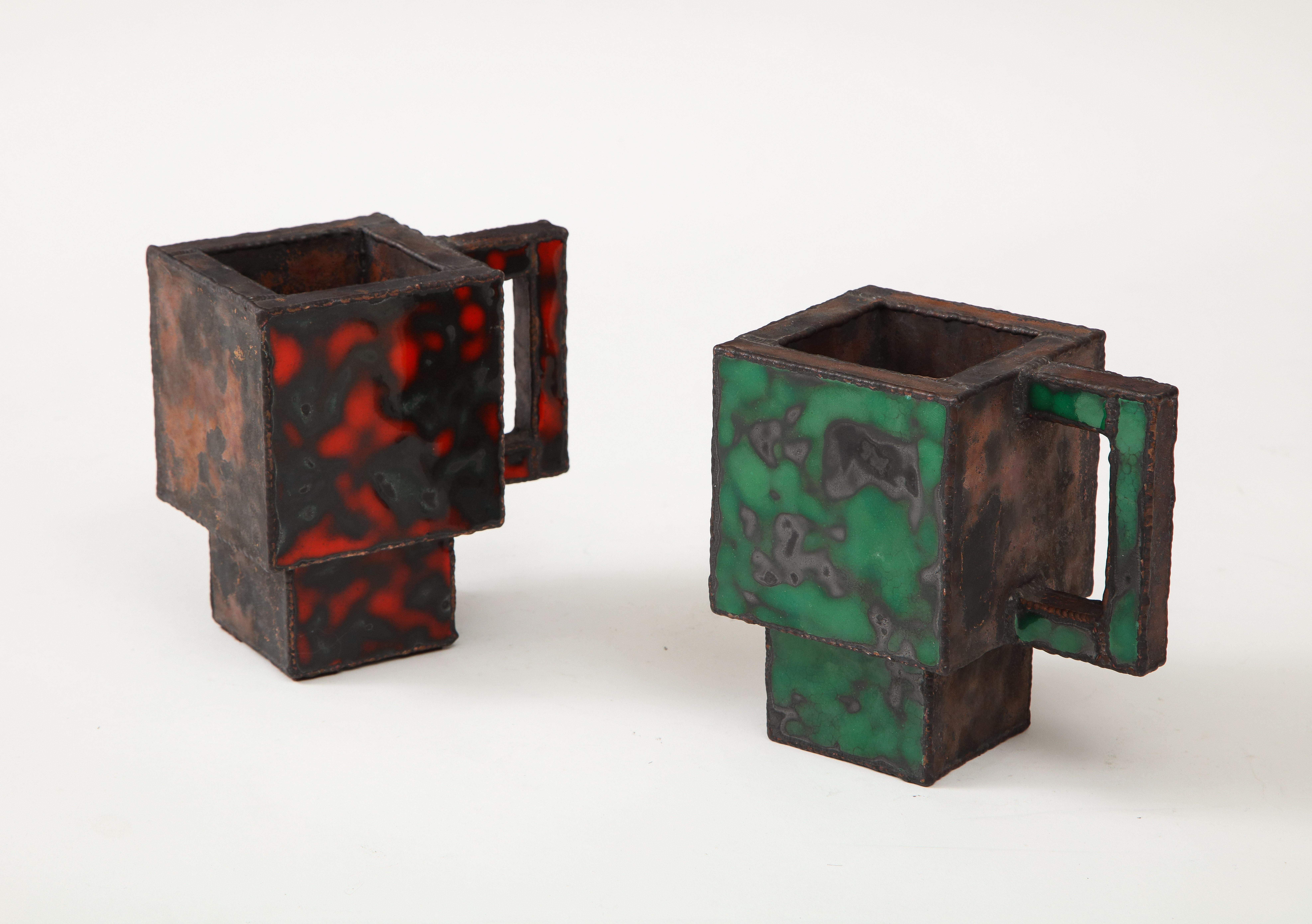 Brutalist Pair of Red & Green Enameled Copper Mugs by Kwangho Lee, c. 2012 For Sale
