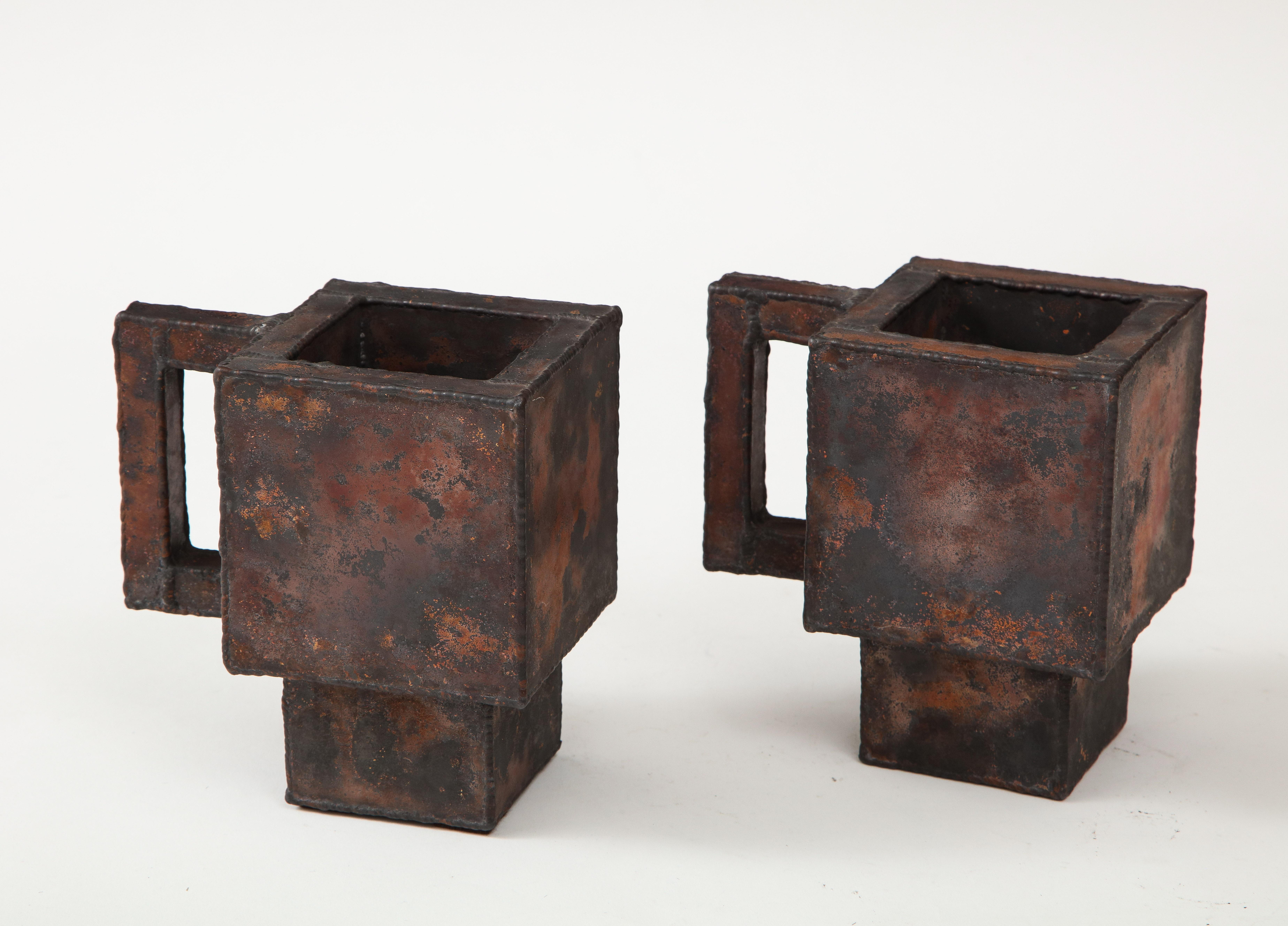 Contemporary Pair of Red & Green Enameled Copper Mugs by Kwangho Lee, c. 2012 For Sale