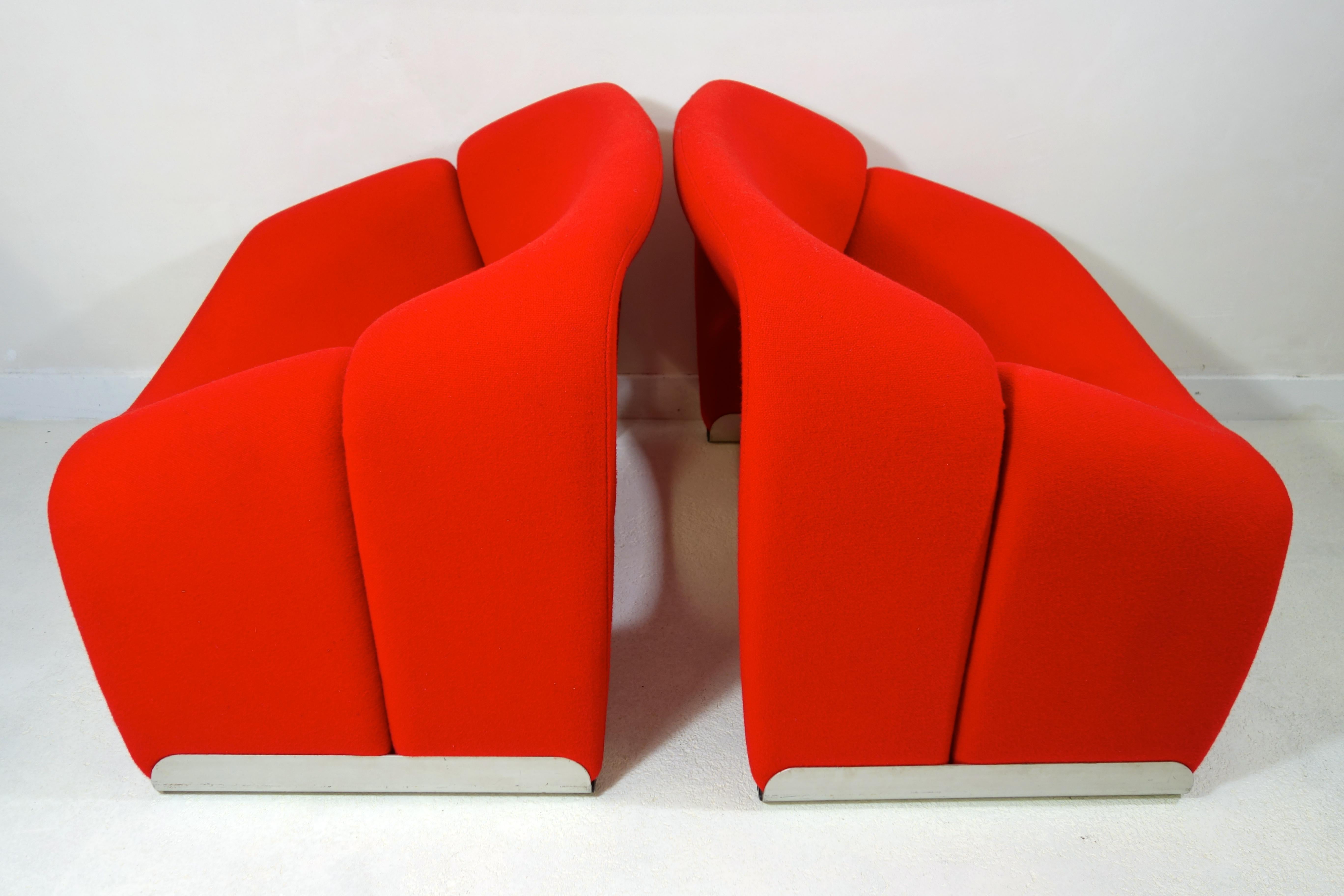 Pair of Red Groovy Chairs F598 Silver Colored Feet by Pierre Paulin for Artifort 2