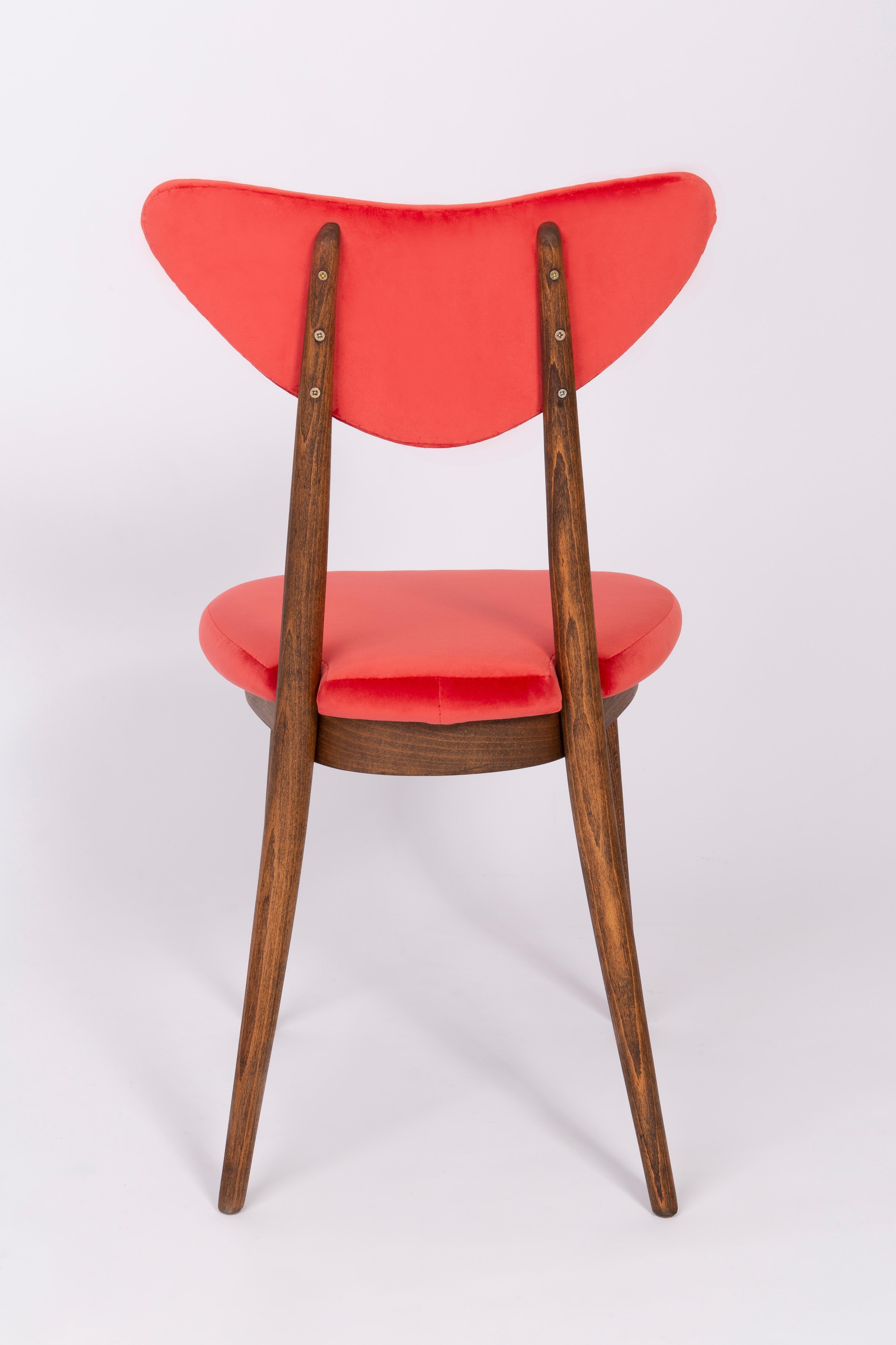 Velvet Pair of Red Heart Chairs, Poland, 1960s For Sale