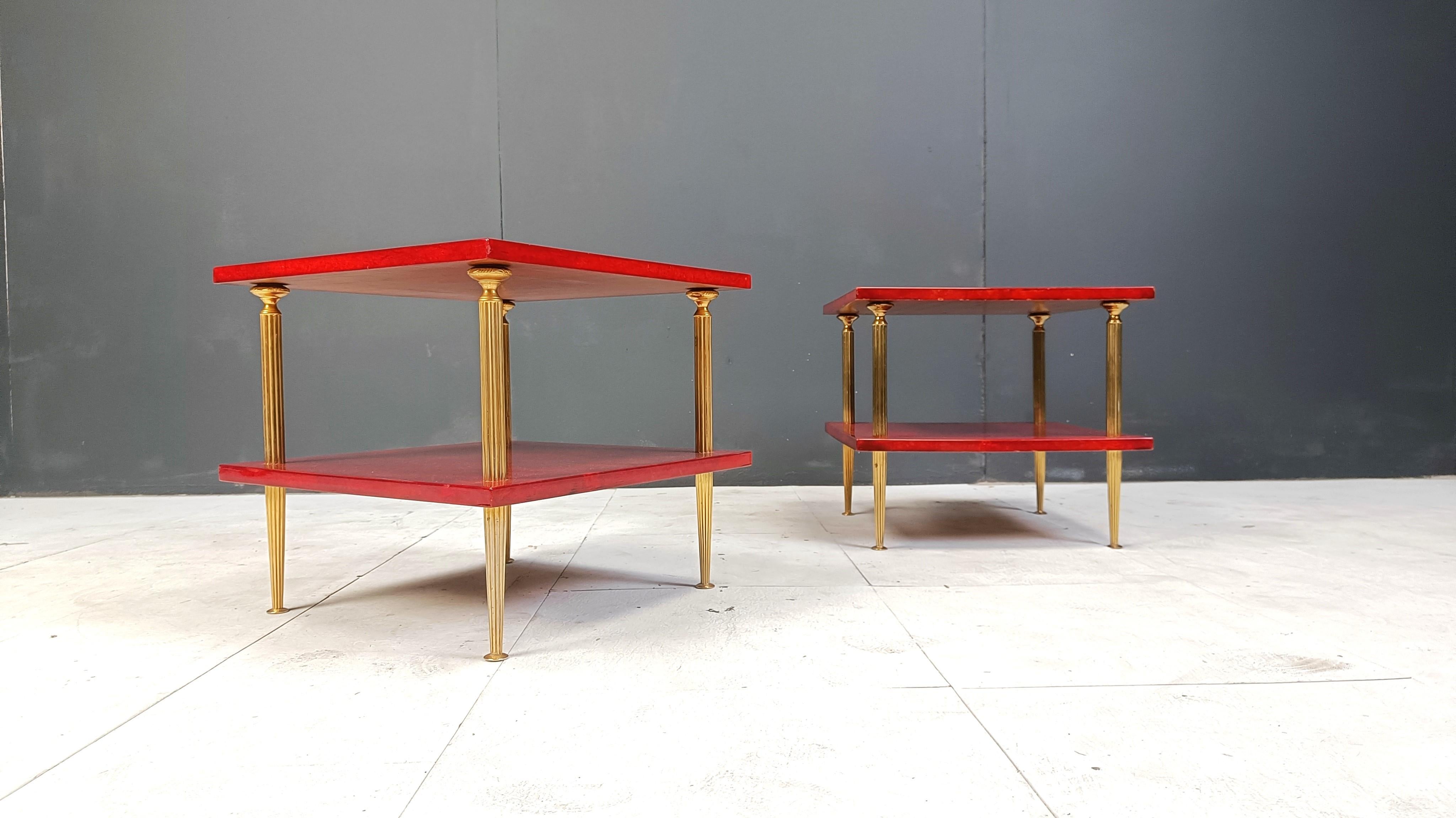 Pareja de mesas auxiliares de piel de cabra lacada en rojo de Aldo Tura, años 60 en venta 6