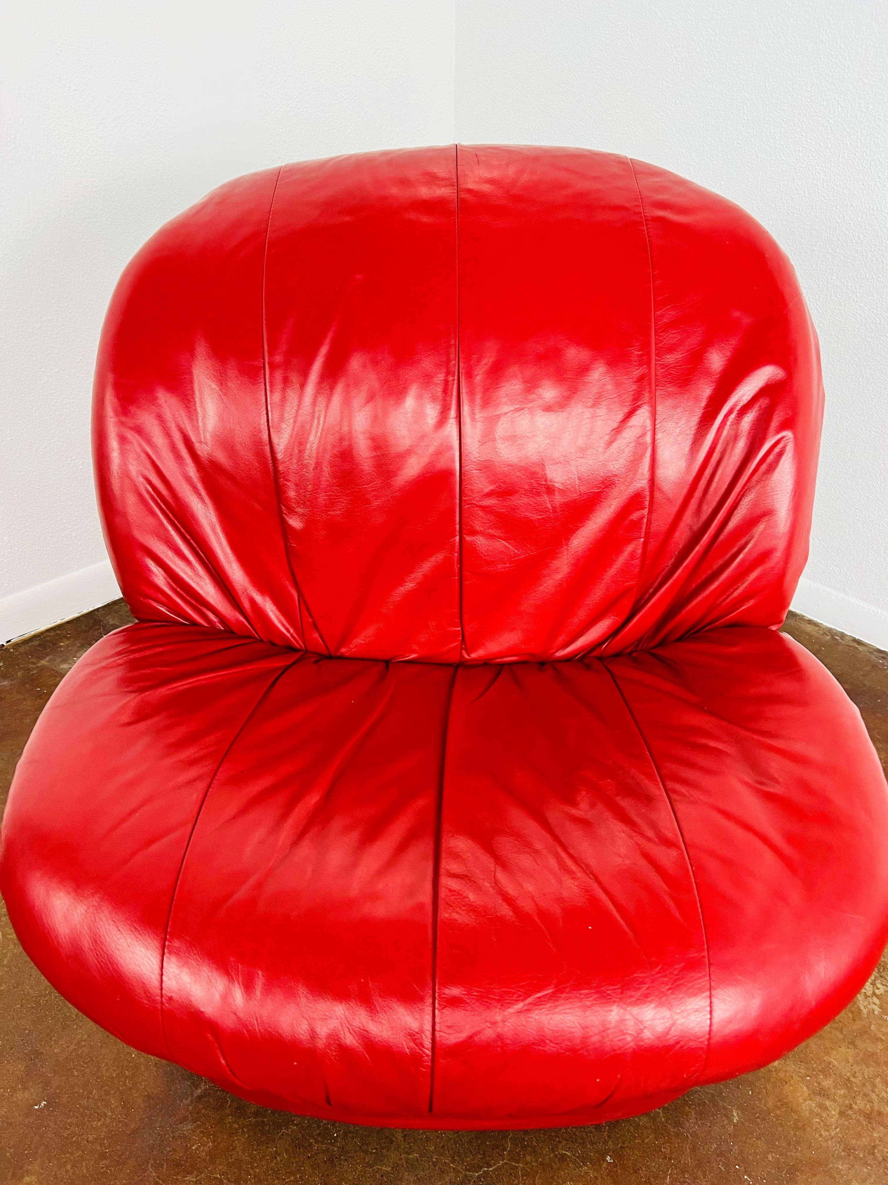 Pair of Red Leather Clamshell Chairs in the Style of Kagan 7