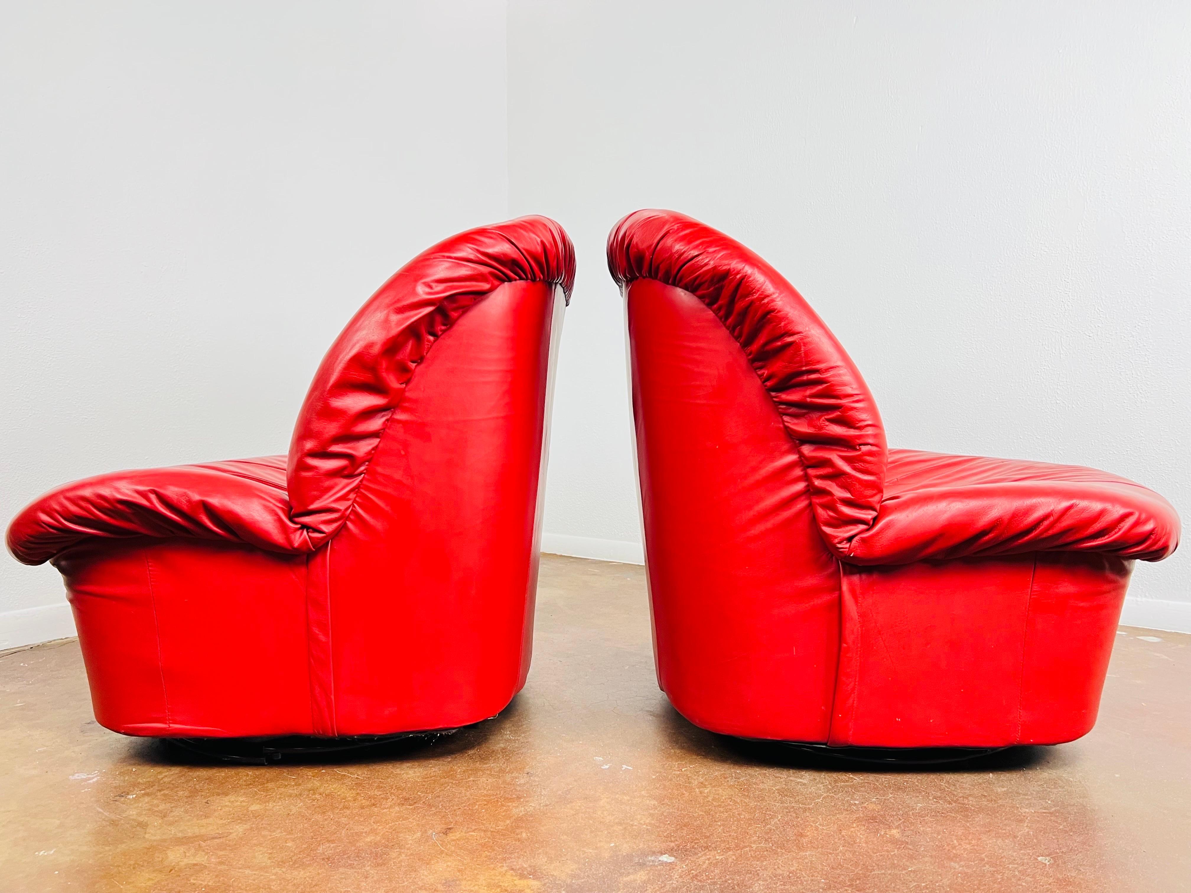 Pair of Red Leather Clamshell Chairs in the Style of Kagan 4