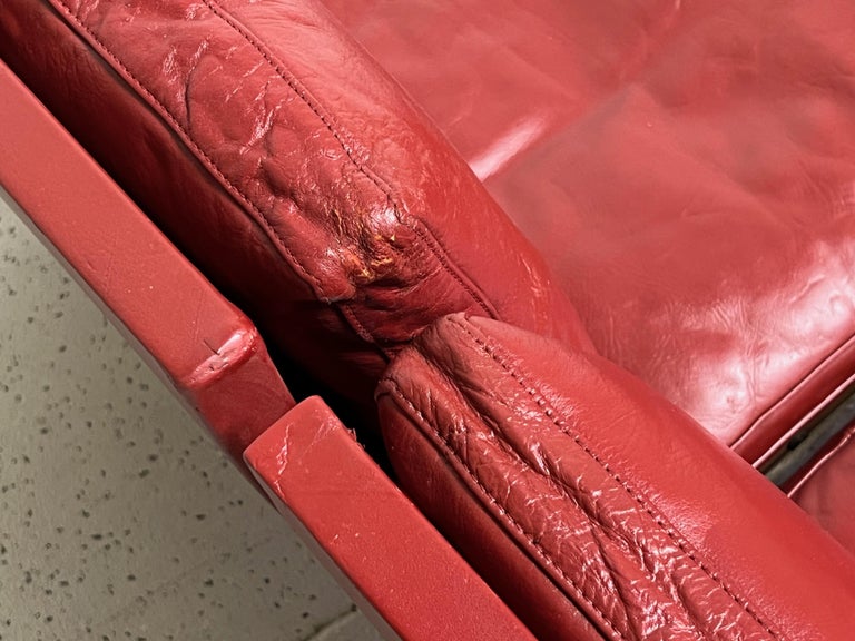 Pair of Red Leather Settees by Fabricius and Kastholm For Sale 3