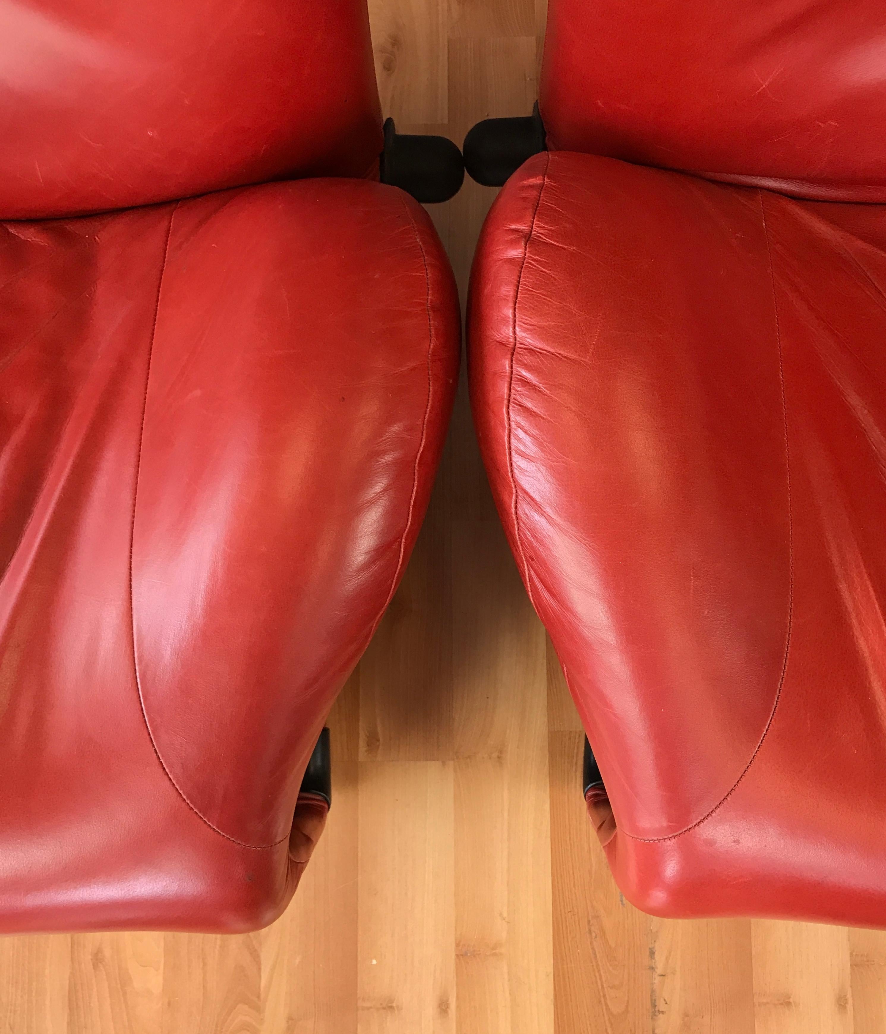 Pair of Toshiyuki Kita for Cassina Wink Convertible Leather Lounge Chairs 2