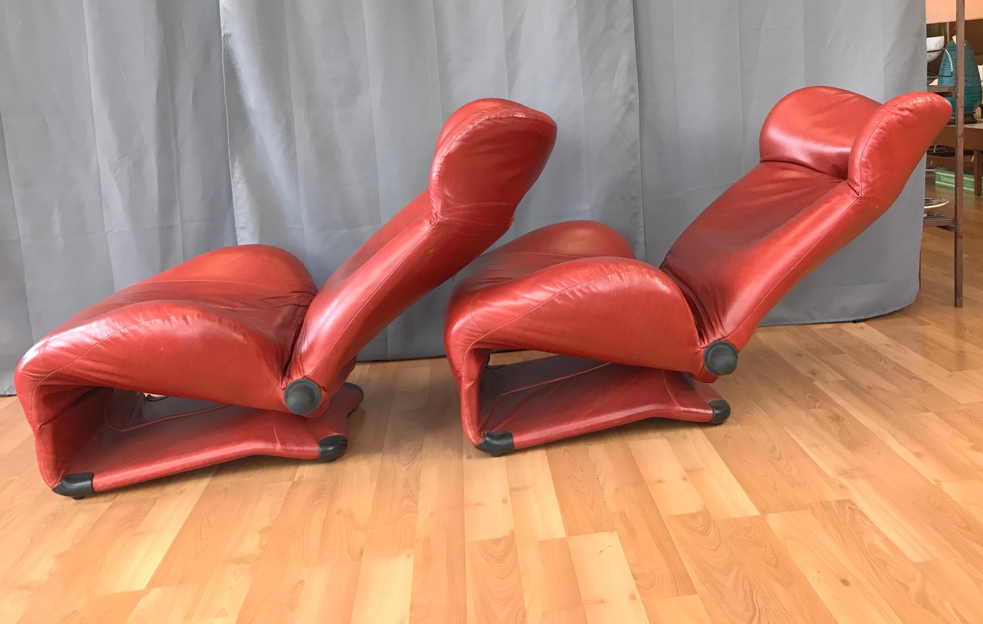 Late 20th Century Pair of Toshiyuki Kita for Cassina Wink Convertible Leather Lounge Chairs