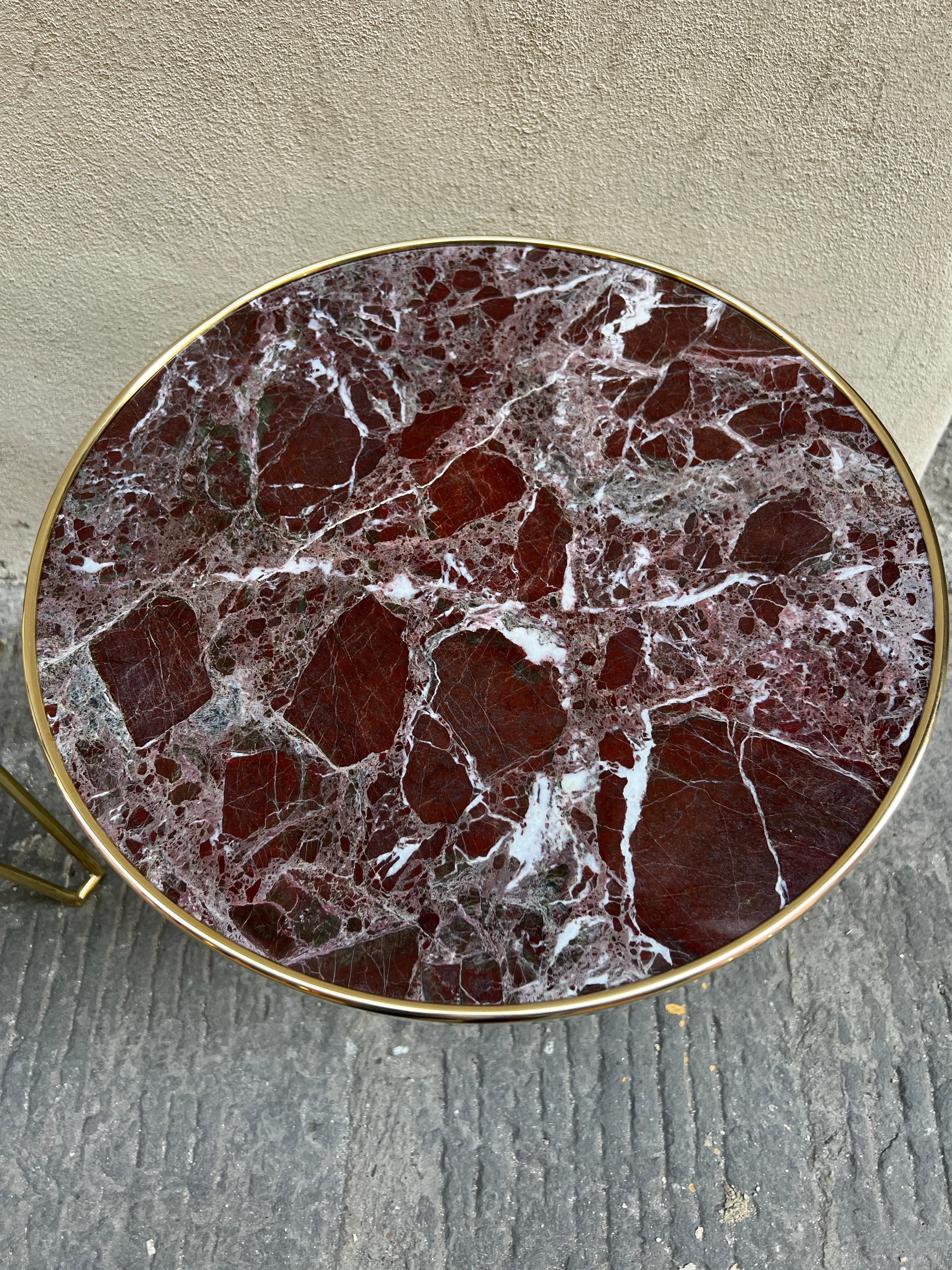 Pair of Red Levanto Marble Round Side/End Tables with Brass Structure 1980 Excellent état - En vente à Florence, IT