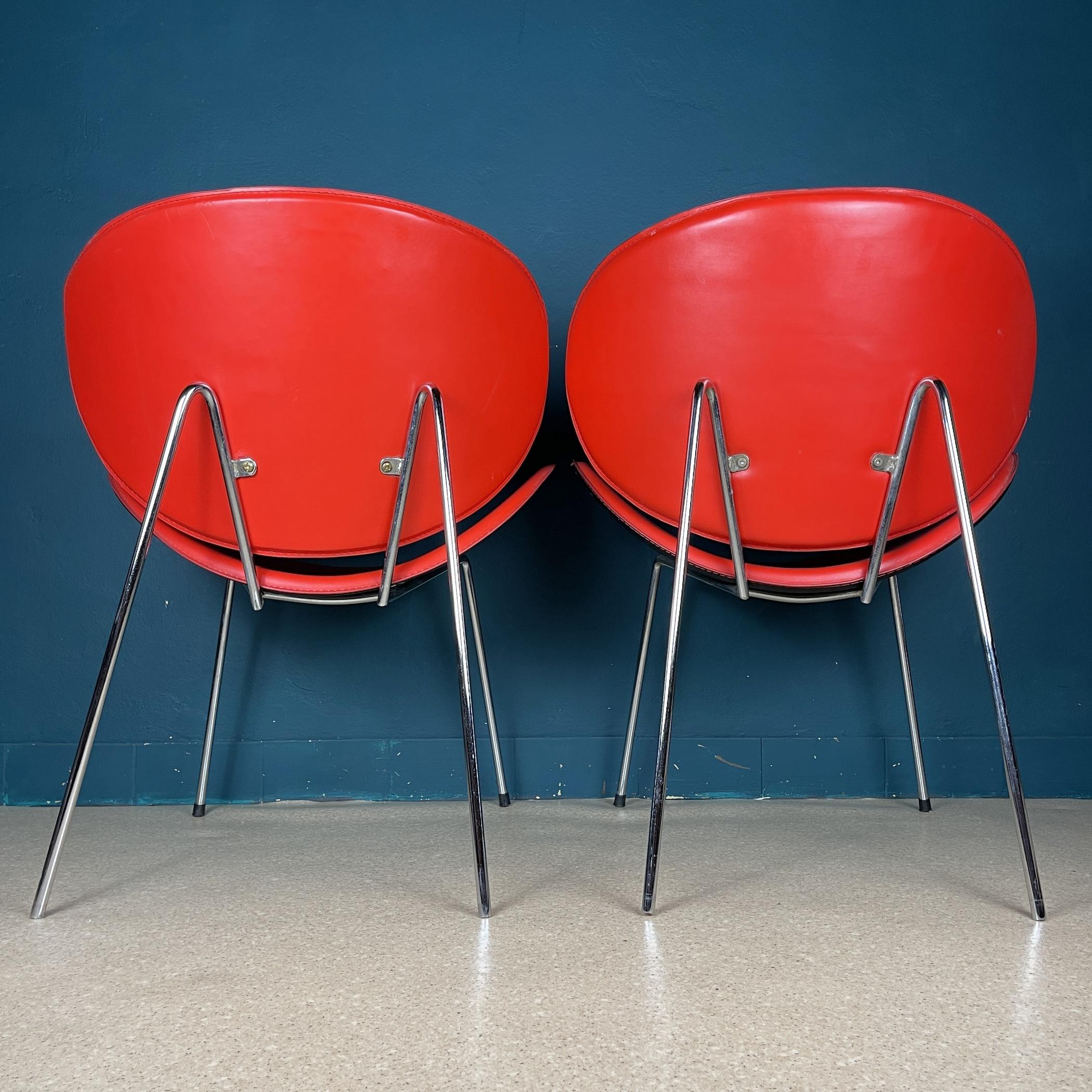 Pair of red lounge chairs Italy 1990s Design Pierre Paulin Style For Sale 4