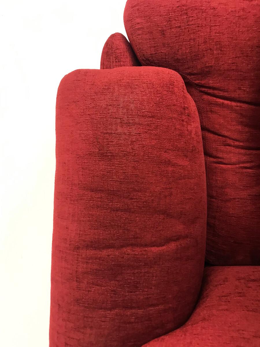 Pair of red mid-century armchairs with ottoman, model Coronado In Good Condition In Brussels , BE