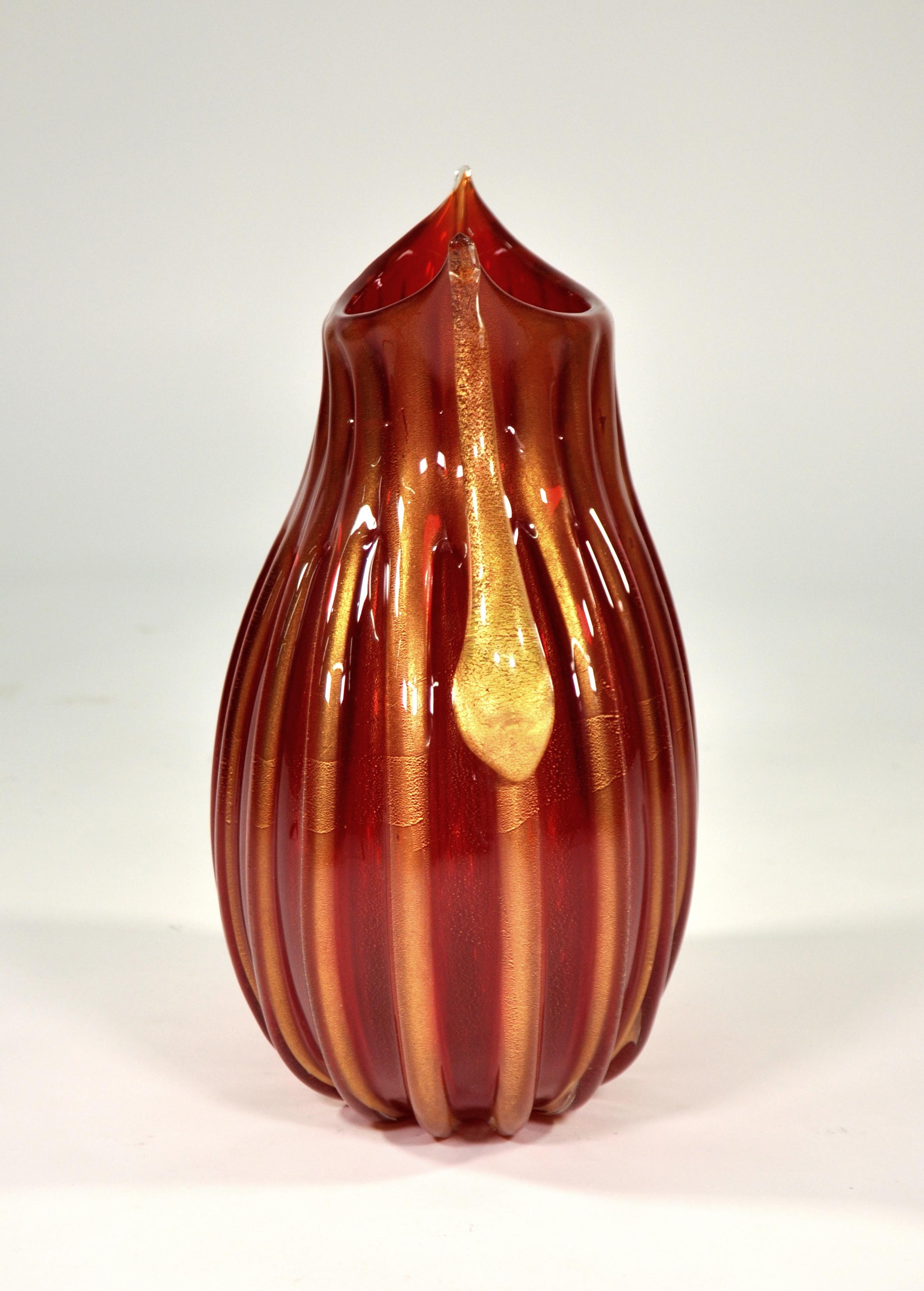 Art Glass Signed Pair of Red and Gold Murano Glass Vases by Pino Signoretto For Sale