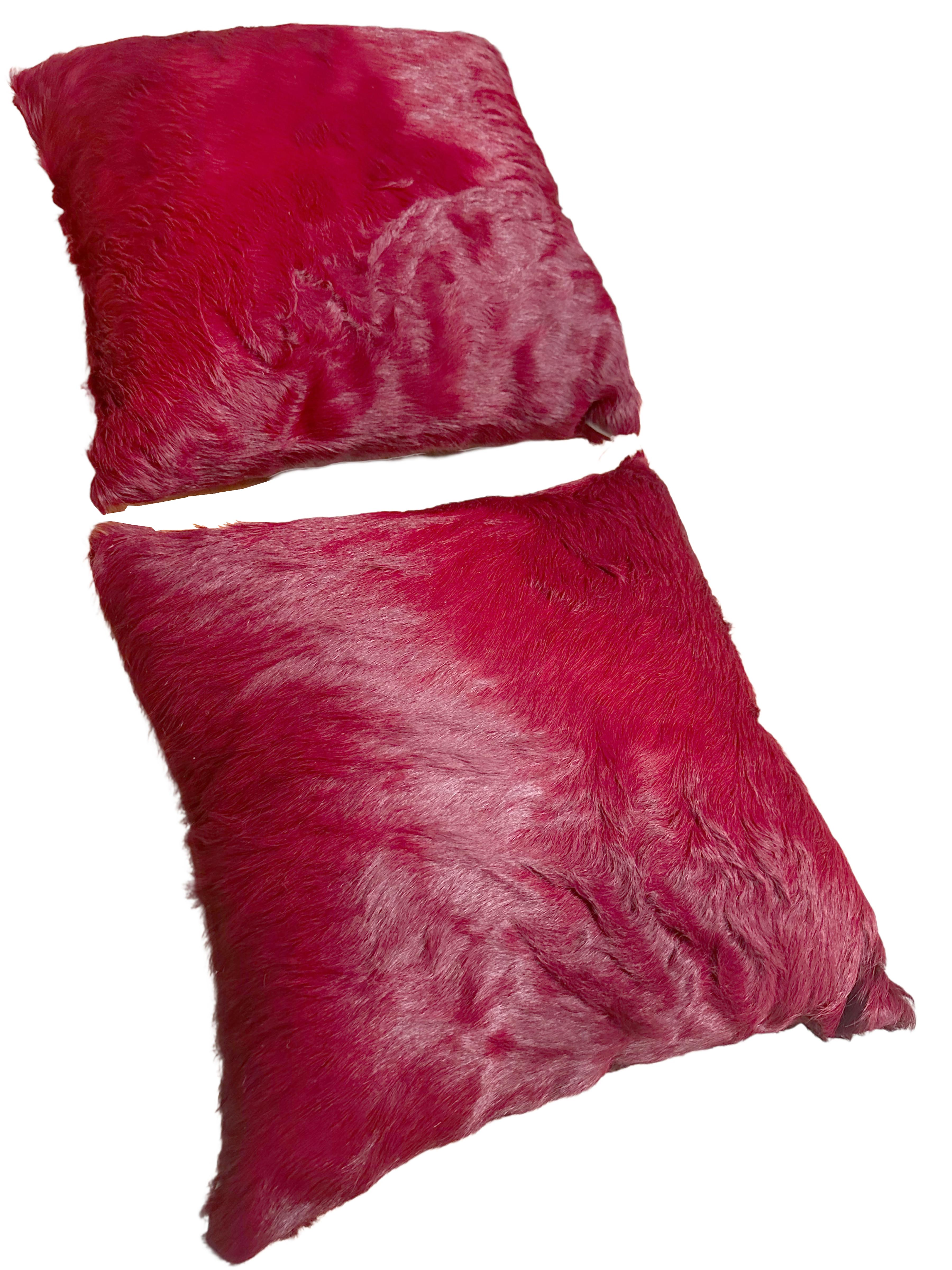 Tinto Coppia di cuscini Kyle Bunting in pelle di rosa rossa in vendita