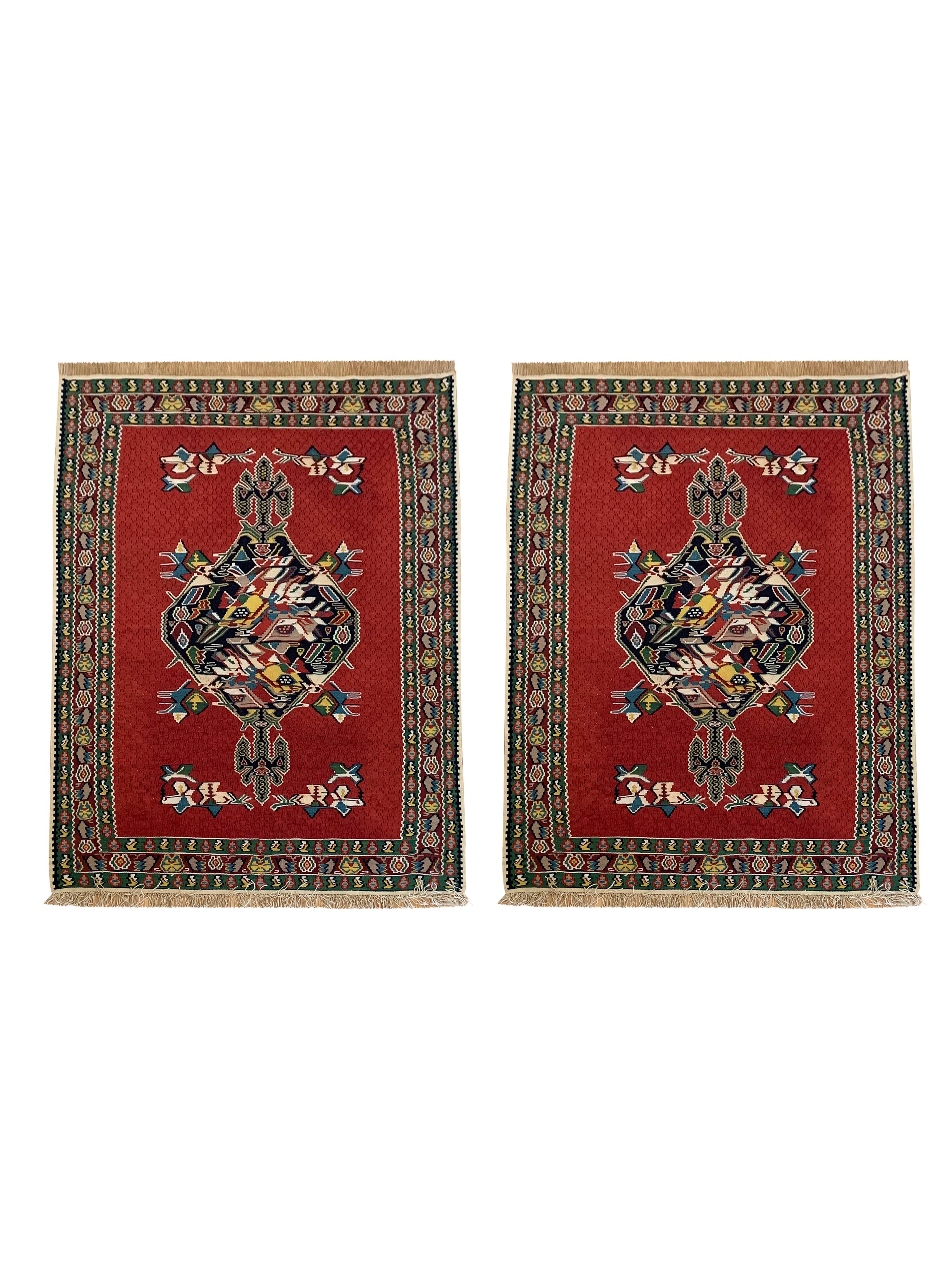 Paire de tapis Kilim en soie et laine rouges faits à la main, motifs géométriques en vente 10