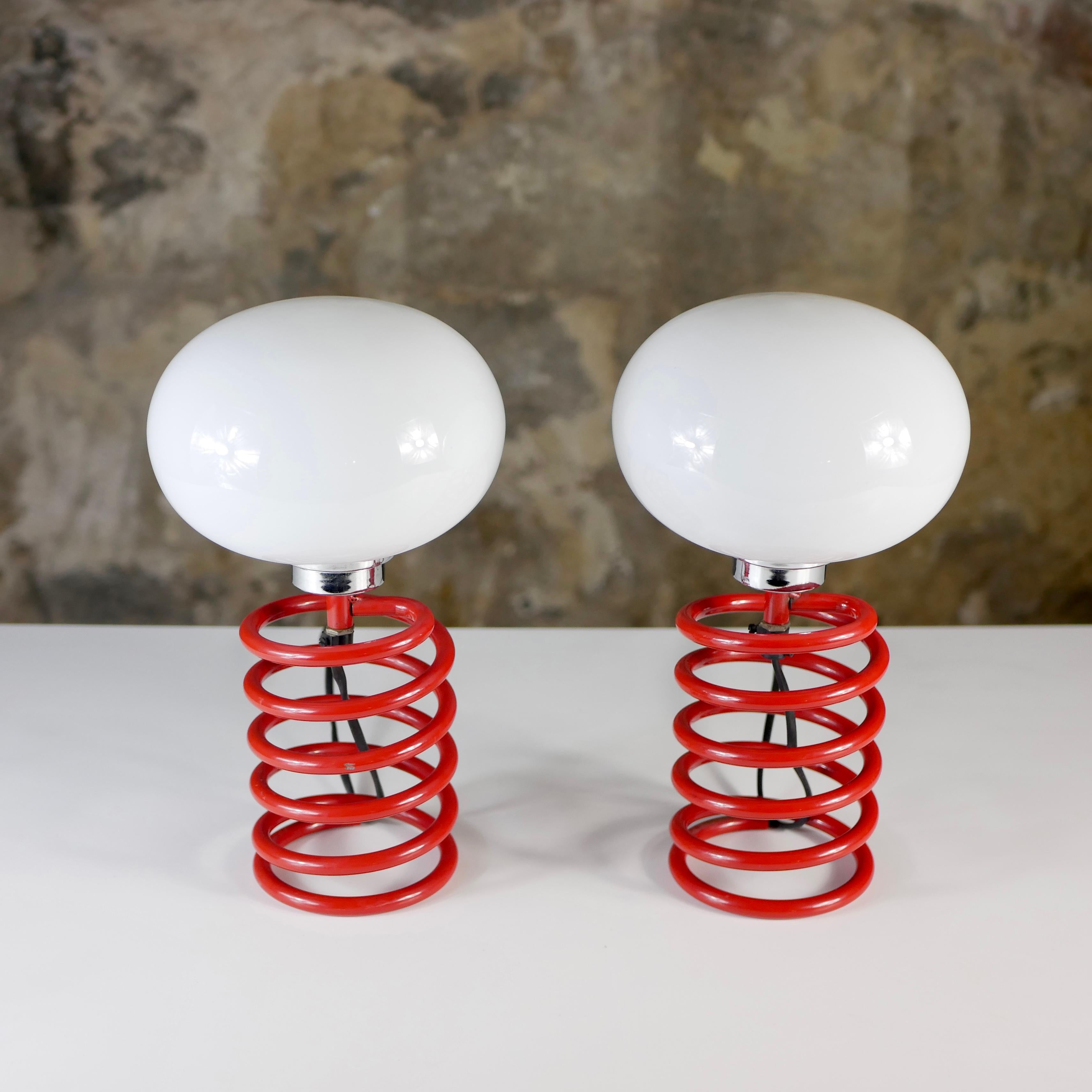 Space Age Pair of red spring table lamps attributed to Ingo Maurer, 1970s For Sale