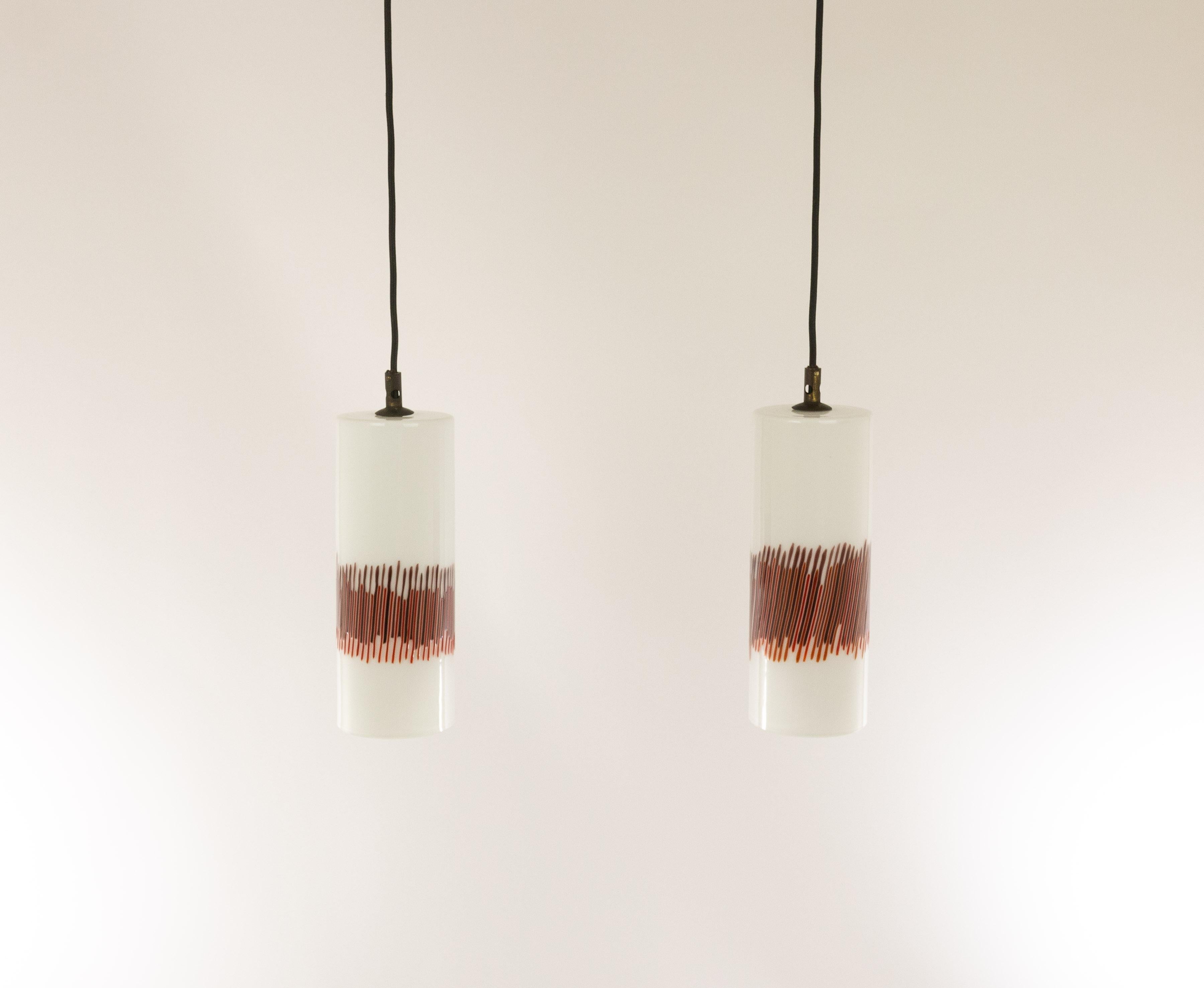 Pair of Red Striped Glass Pendants by Massimo Vignelli for Venini, 1950s 2