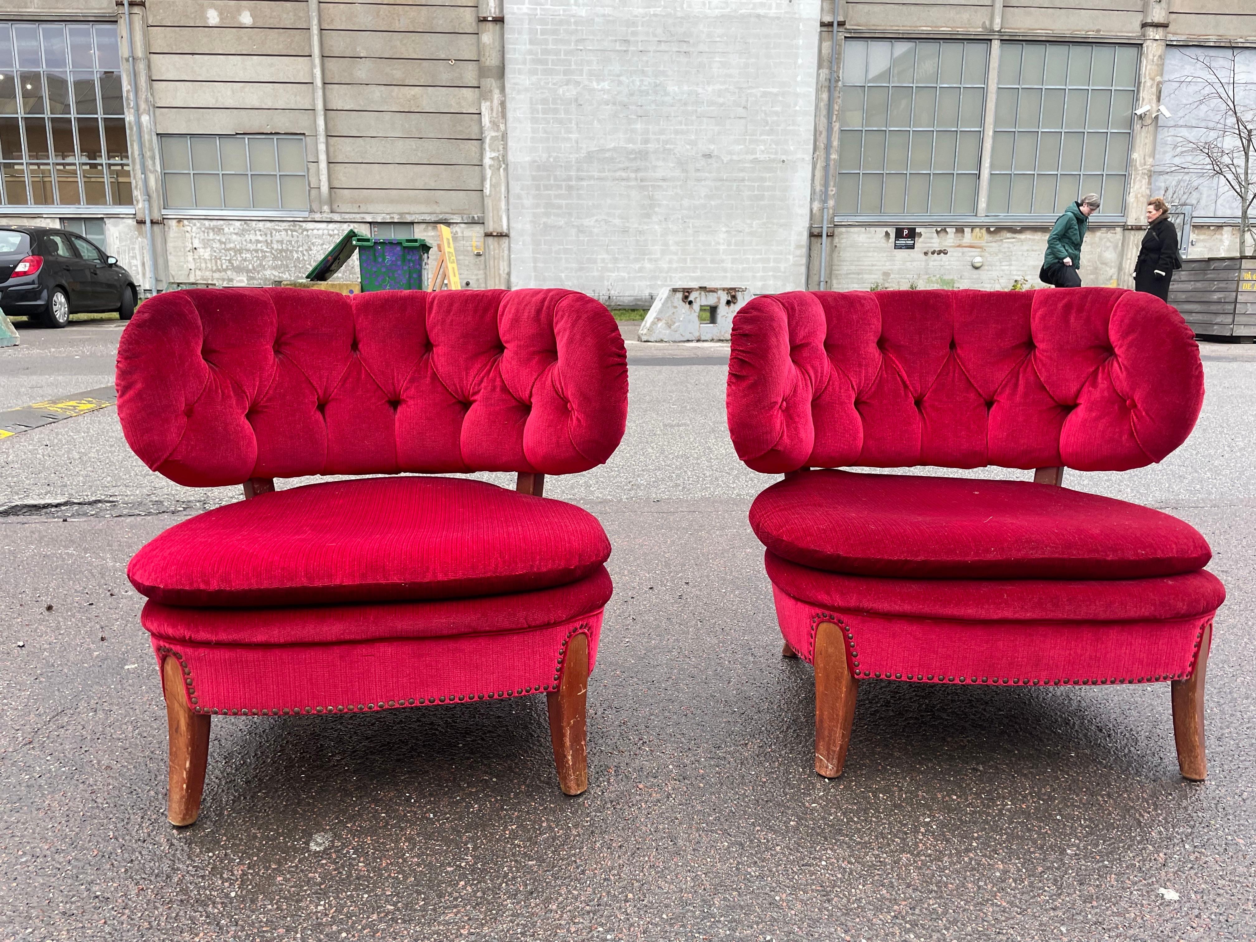 Mid-Century Modern Pair of red velvet Lounge Chairs by Otto Schulz, Boet, Sweden, 1940s