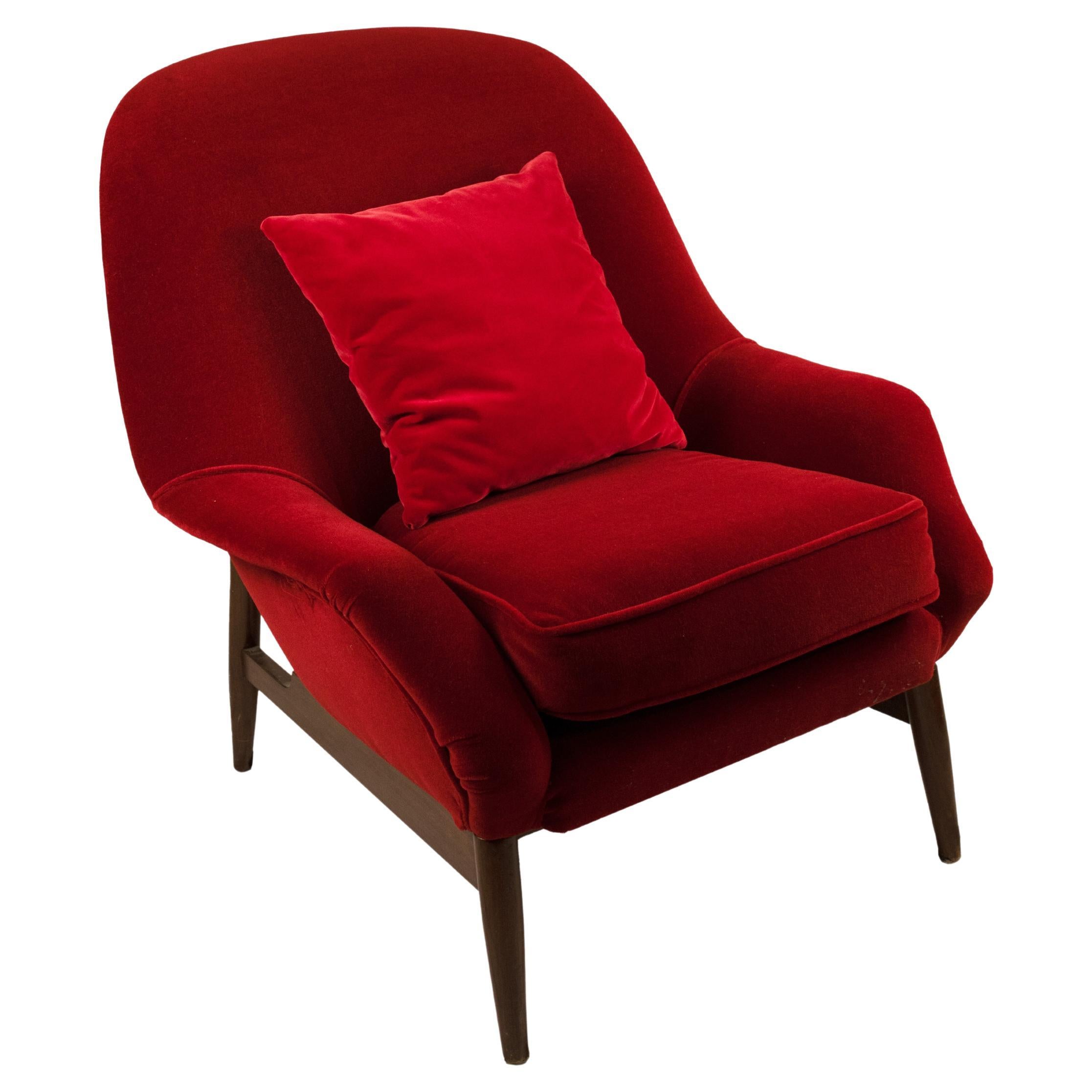 Coppia di Poltrone imbottite in velluto rosso di ISA Bergamo, Italia, con cuscini