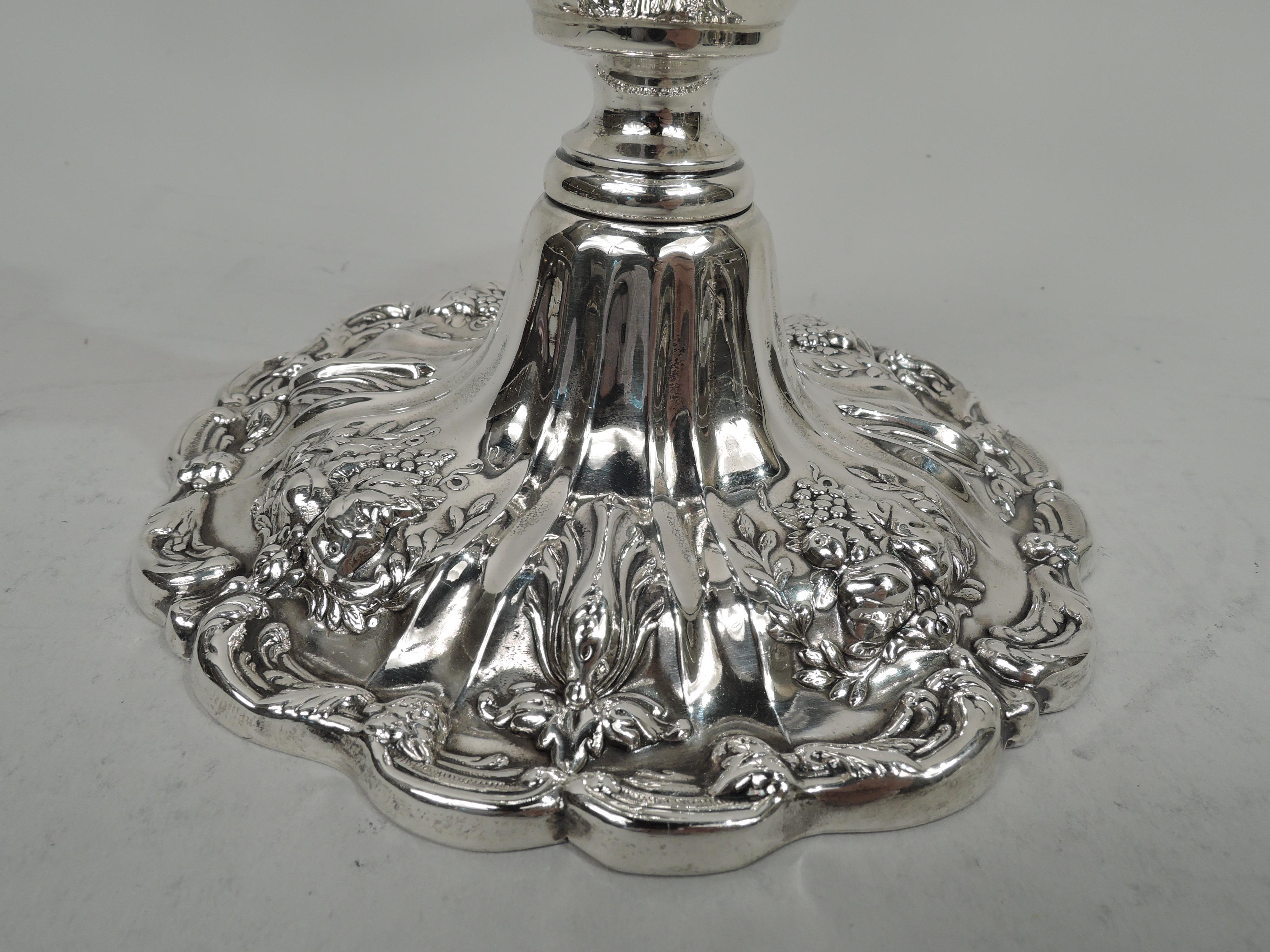 Pair of Reed & Barton Francis I Sterling Silver 3-Light Candelabra In Good Condition For Sale In New York, NY