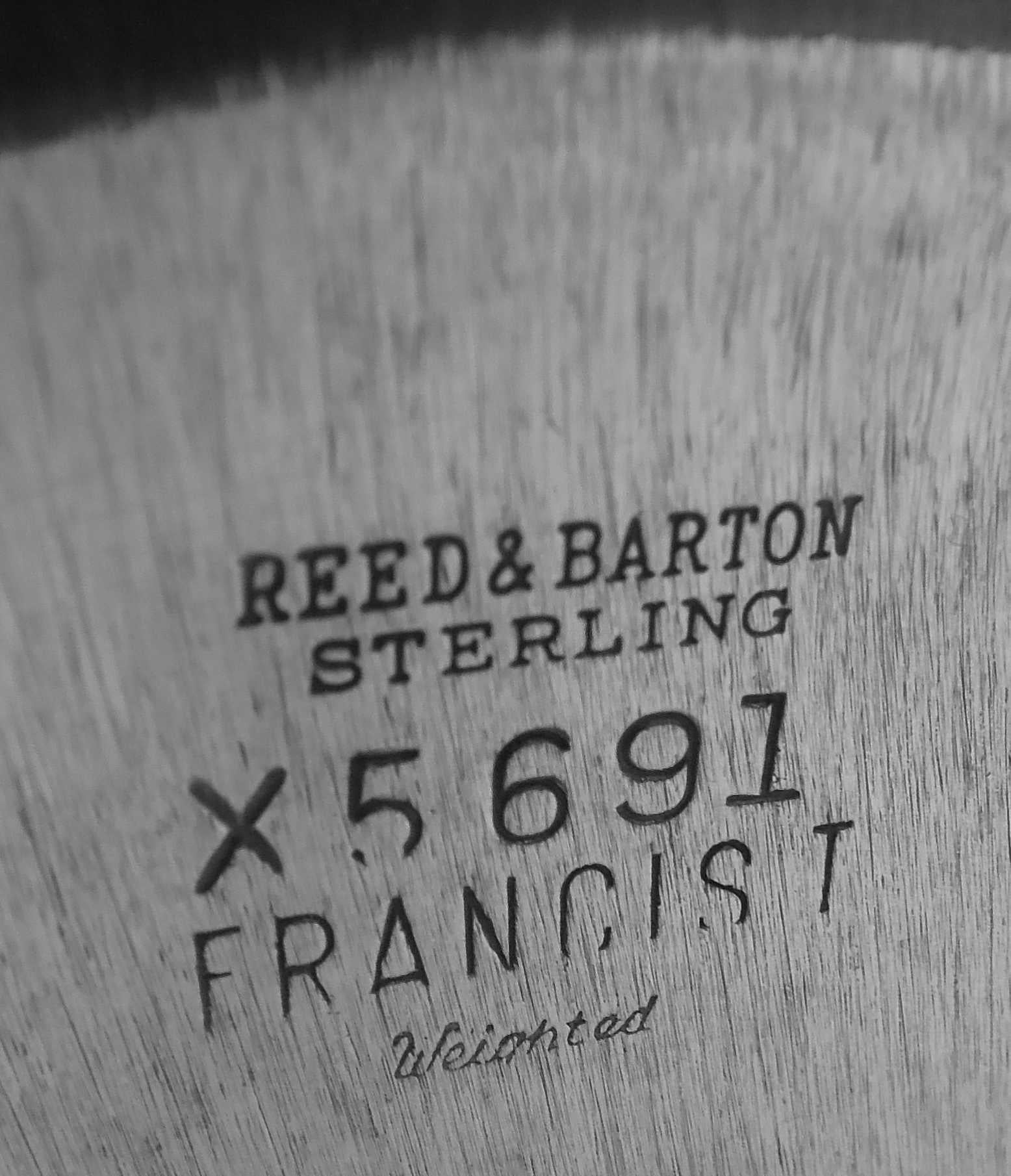 Ein Paar Reed & Barton Francis I Sterling Silver Low 3-Light Candelabra im Angebot 1