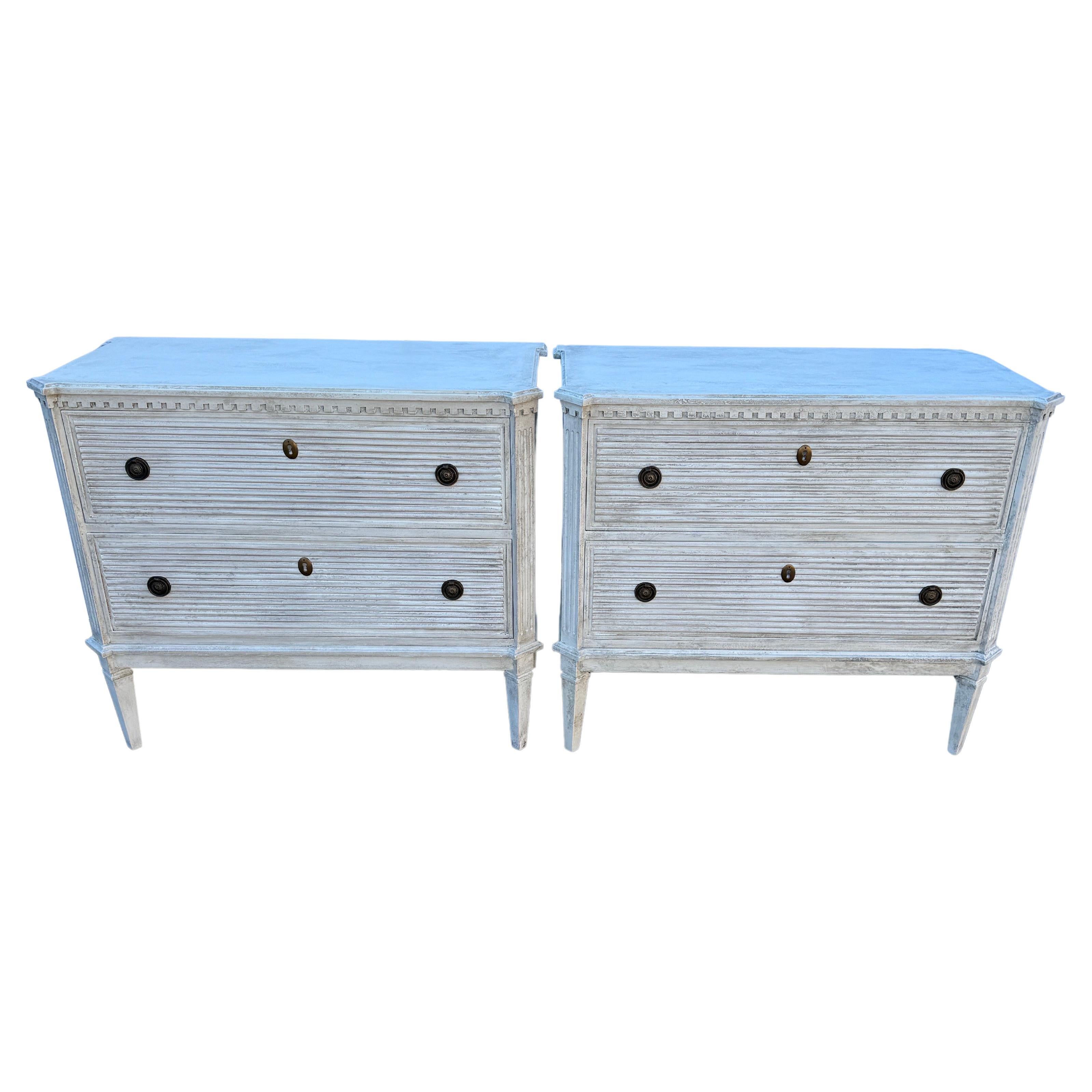 Swedish Pair of Reeded Gustavian Style Commodes Chest of Drawers