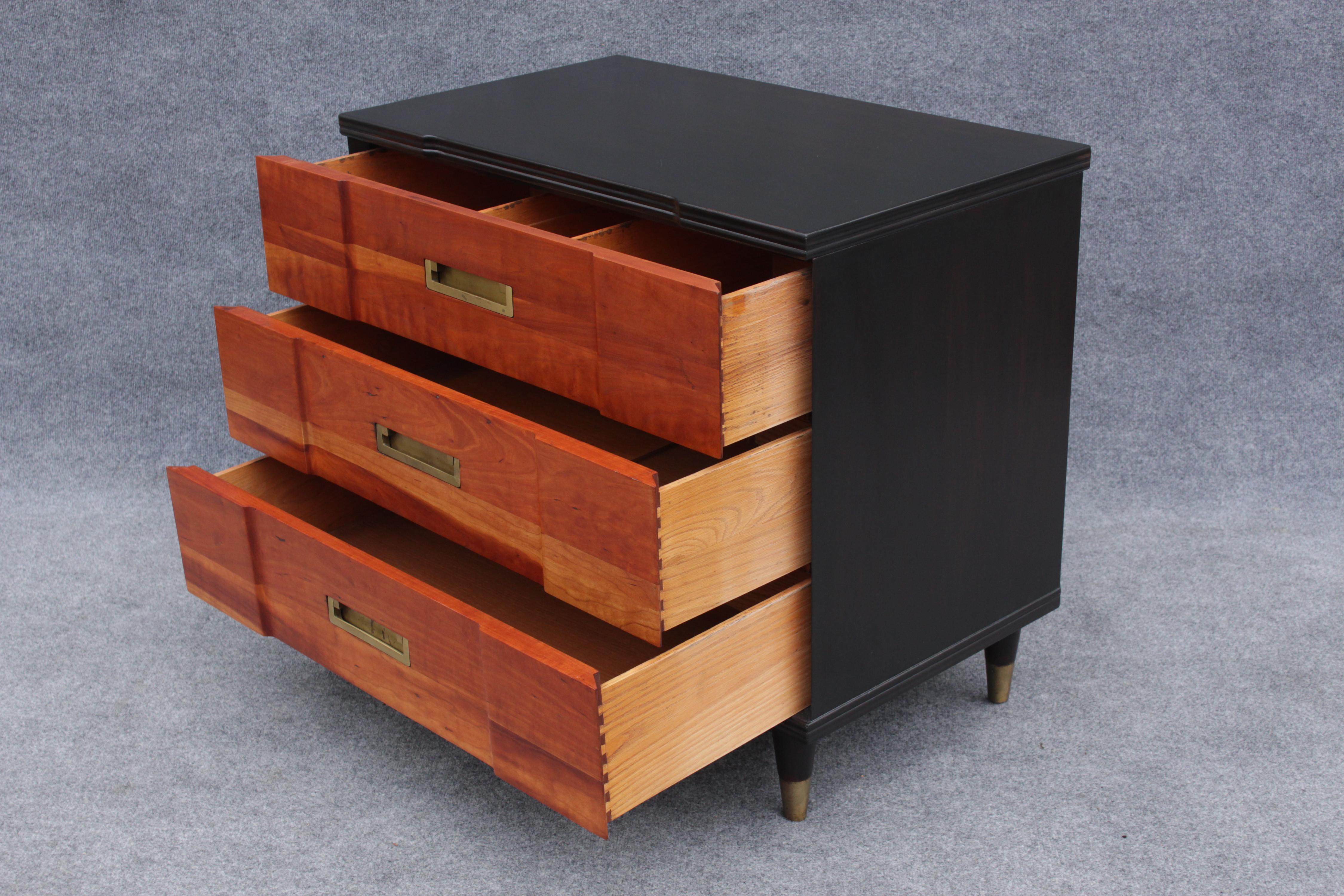 Pair of Refinished John Clingman for Widdicomb Bachelors Chests Walnut & Brass For Sale 5