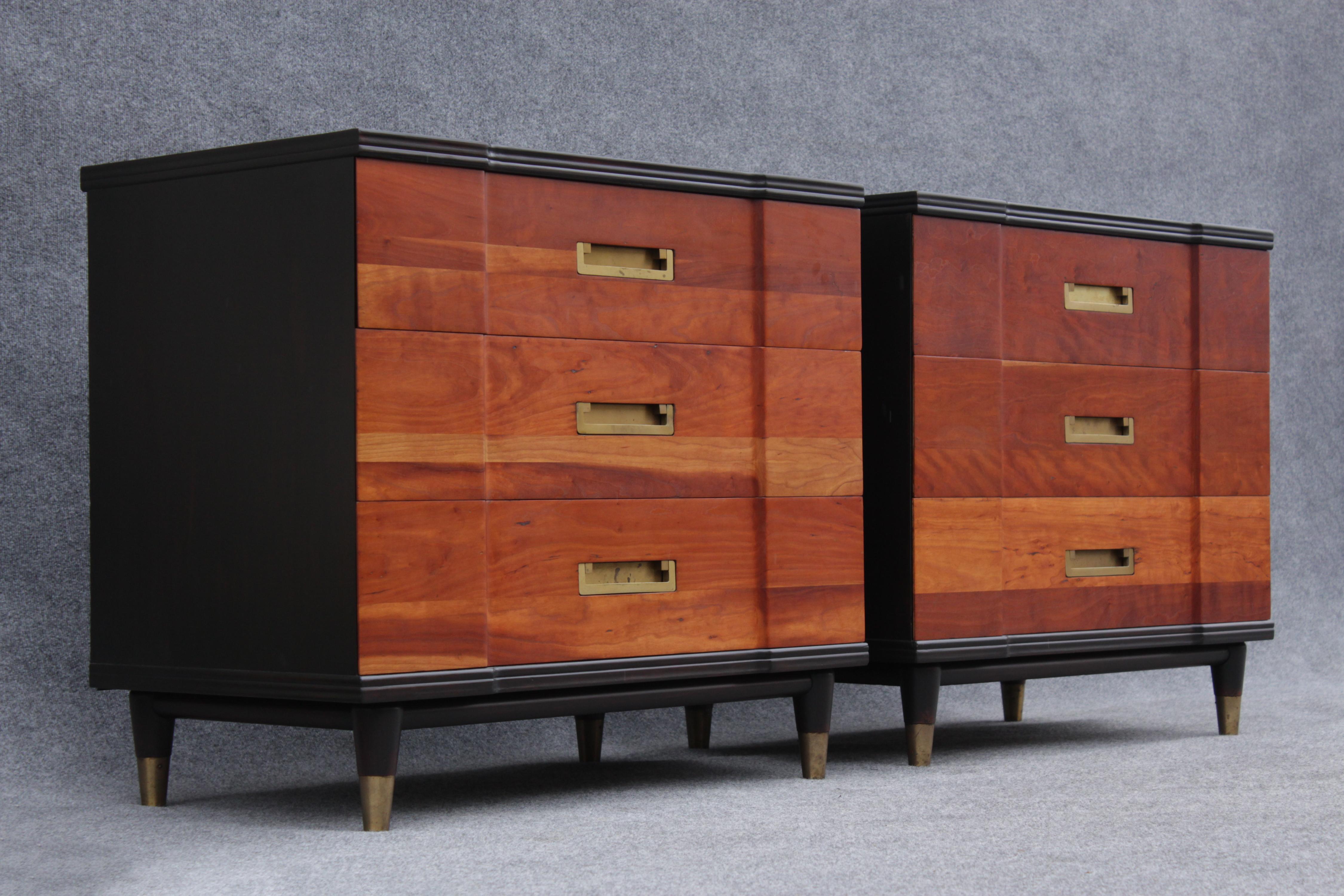Pair of Refinished John Clingman for Widdicomb Bachelors Chests Walnut & Brass For Sale 2