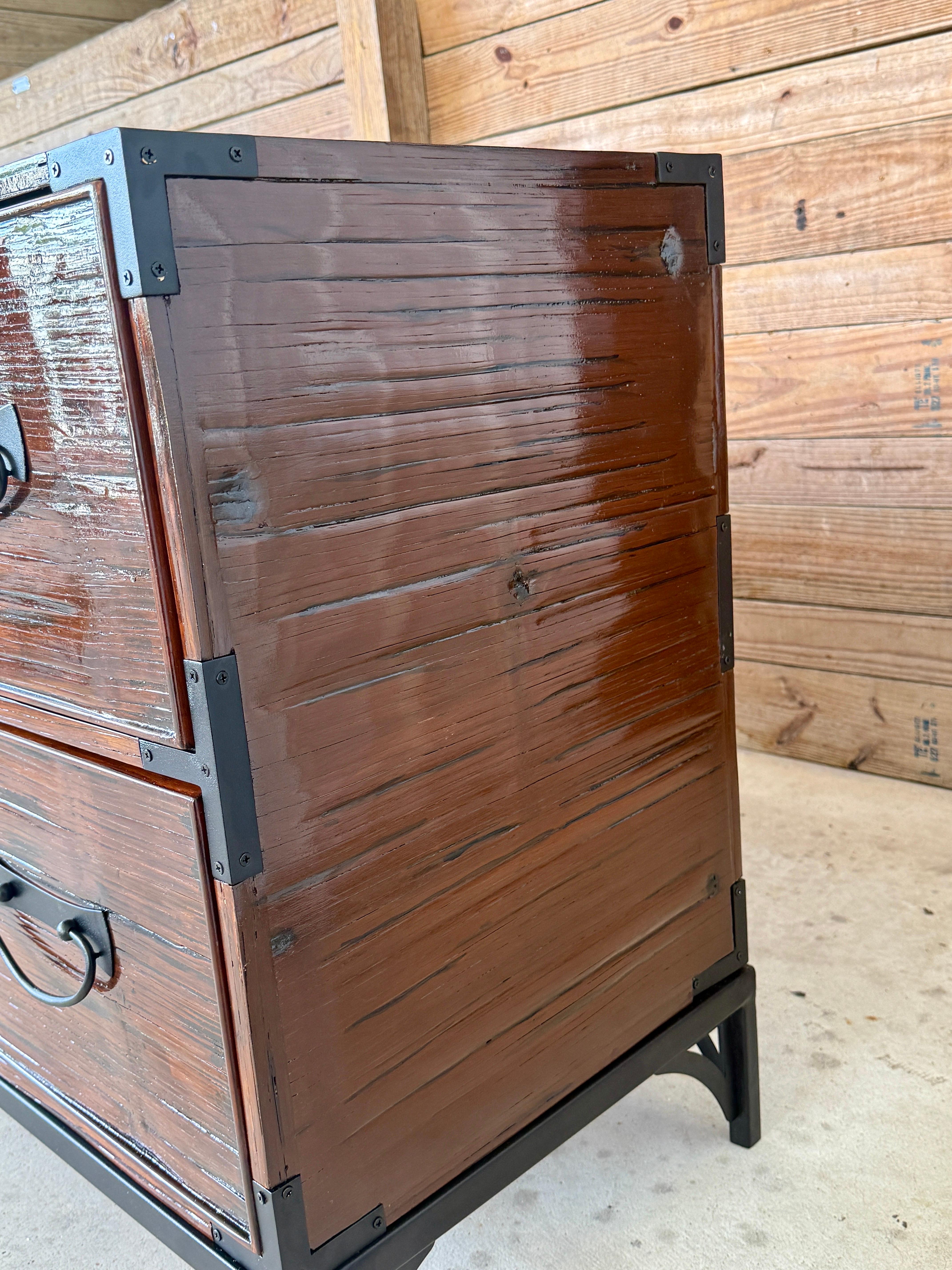 Métal Paire de coffres finis de style Campaigner Transitional Acquisitions pour Henredon en vente