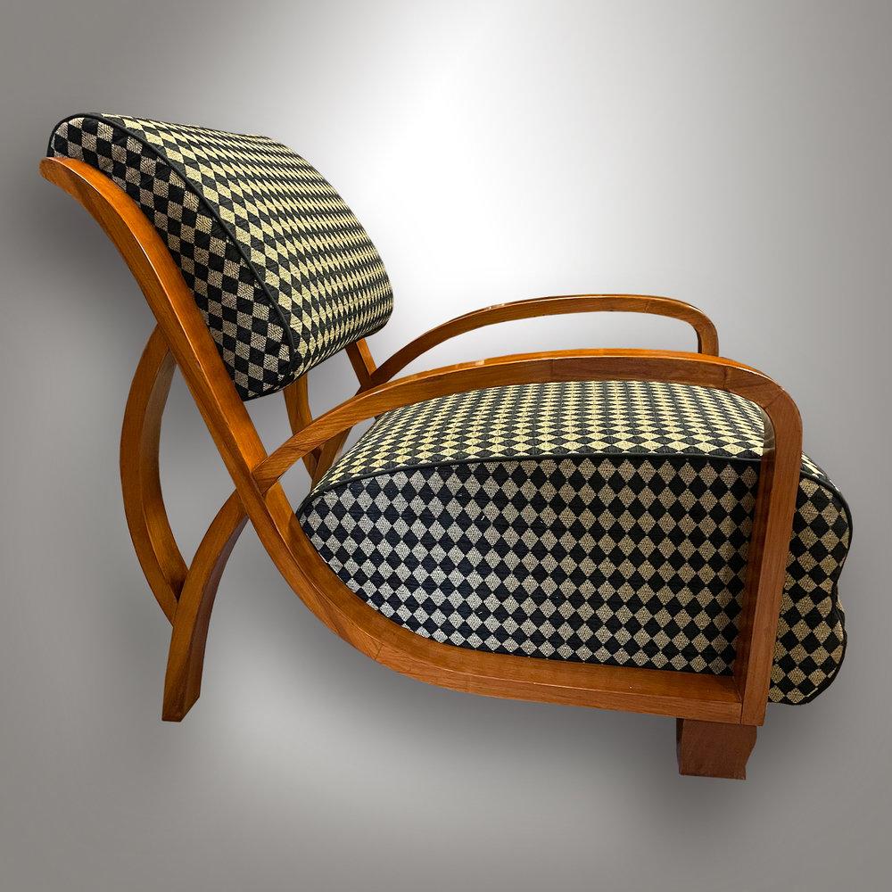 Art déco Paire de fauteuils art déco remis à neuf en vente