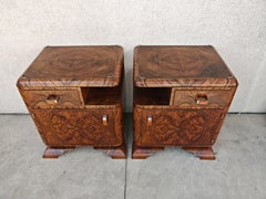 Pair of refurbished Art Deco Nighstands in Walnut Burl, Austria 1930s