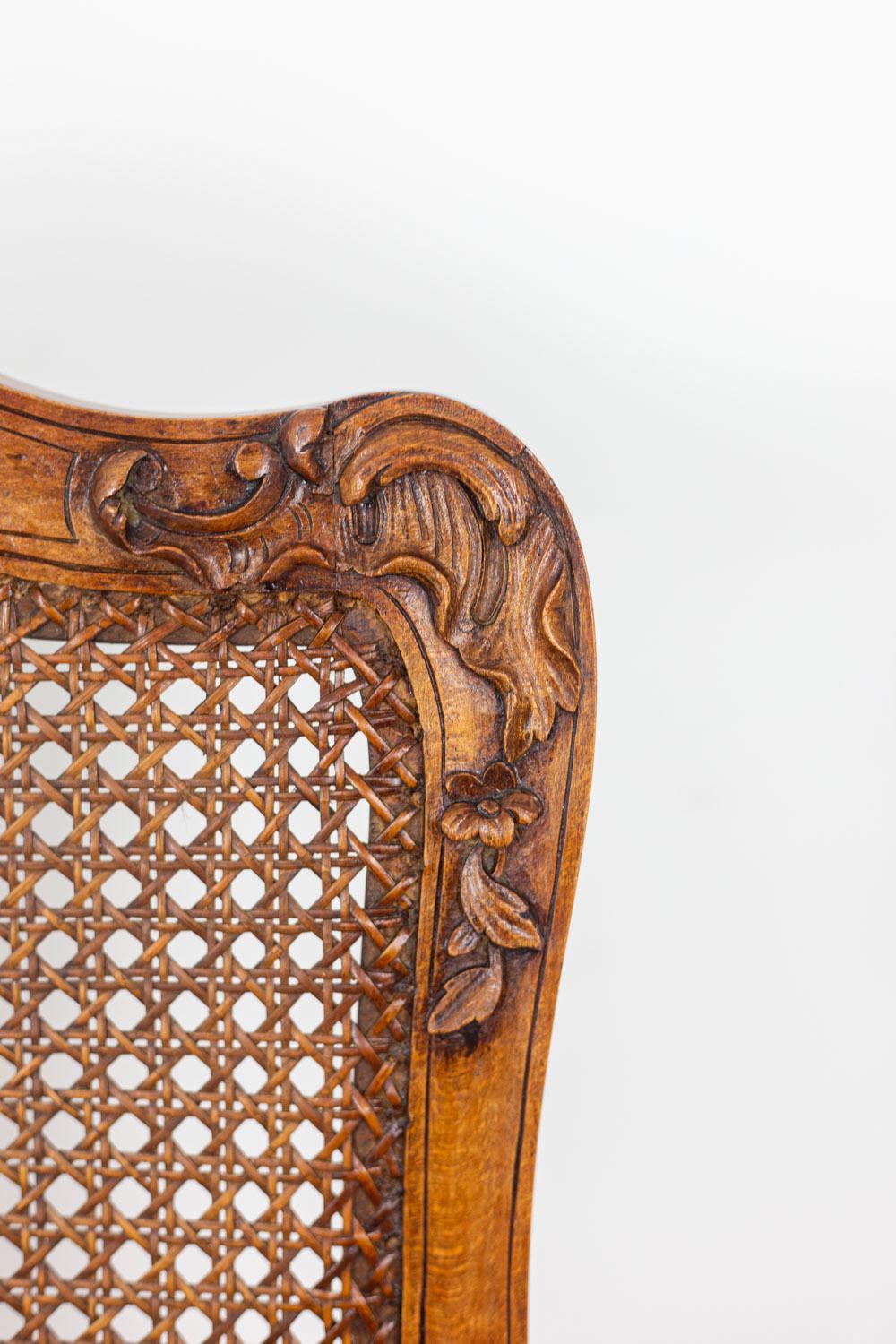 Zwei Sessel im Regence-Stil aus Buche und Schilfrohr. Zwanzigstes Jahrhundert.  im Angebot 3
