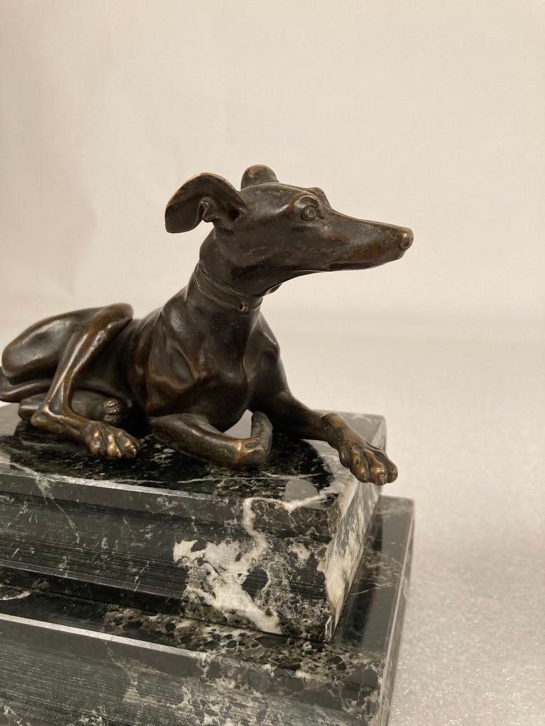European Pair of Regency Bronze Figures of Reclining Whippets on Green Marble Bases For Sale