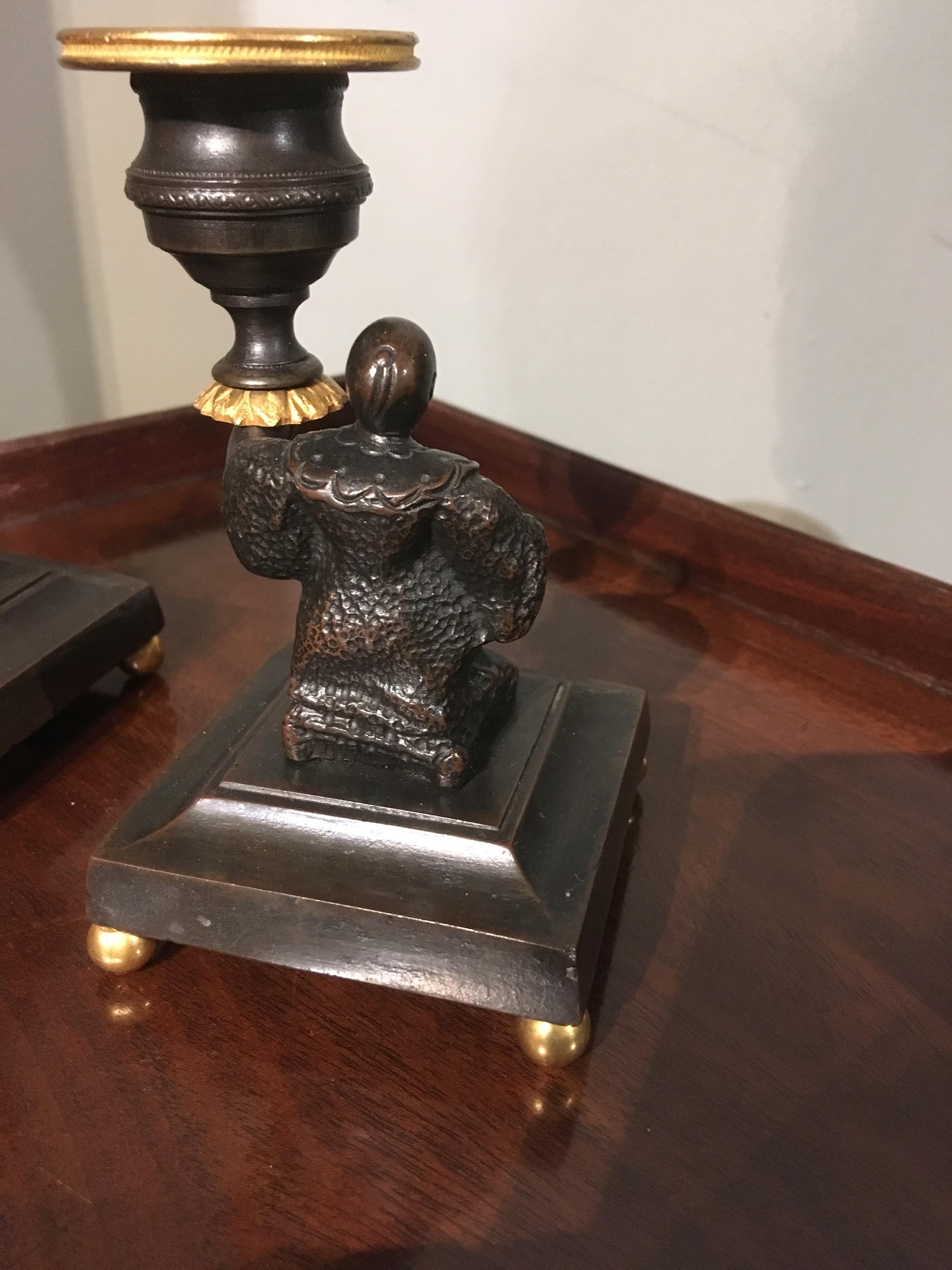 Pair of Regency Bronze and Gilt Brass Candlesticks depicting seated Chinamen For Sale 3