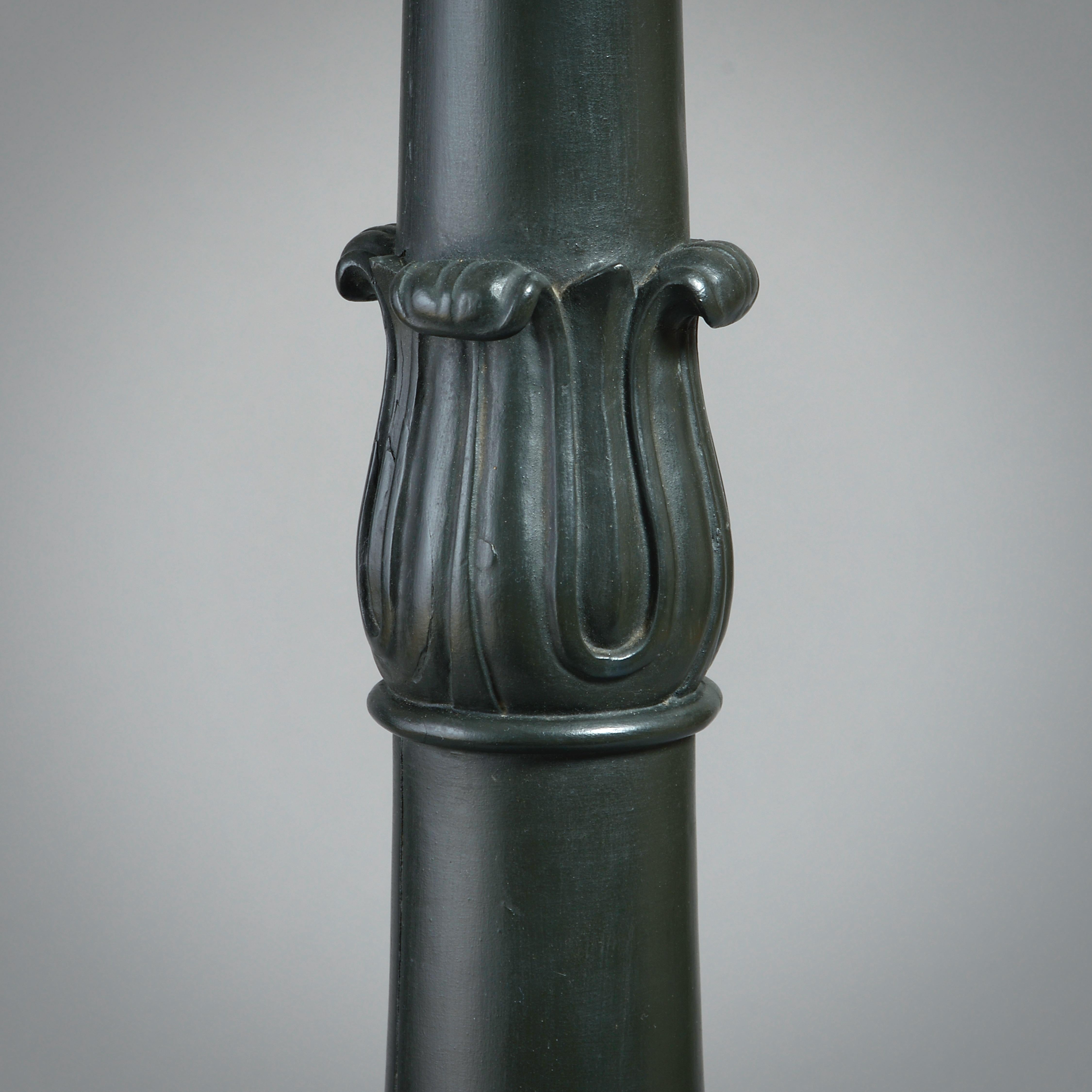 Paire de torchères Regency en bronze en vente 1