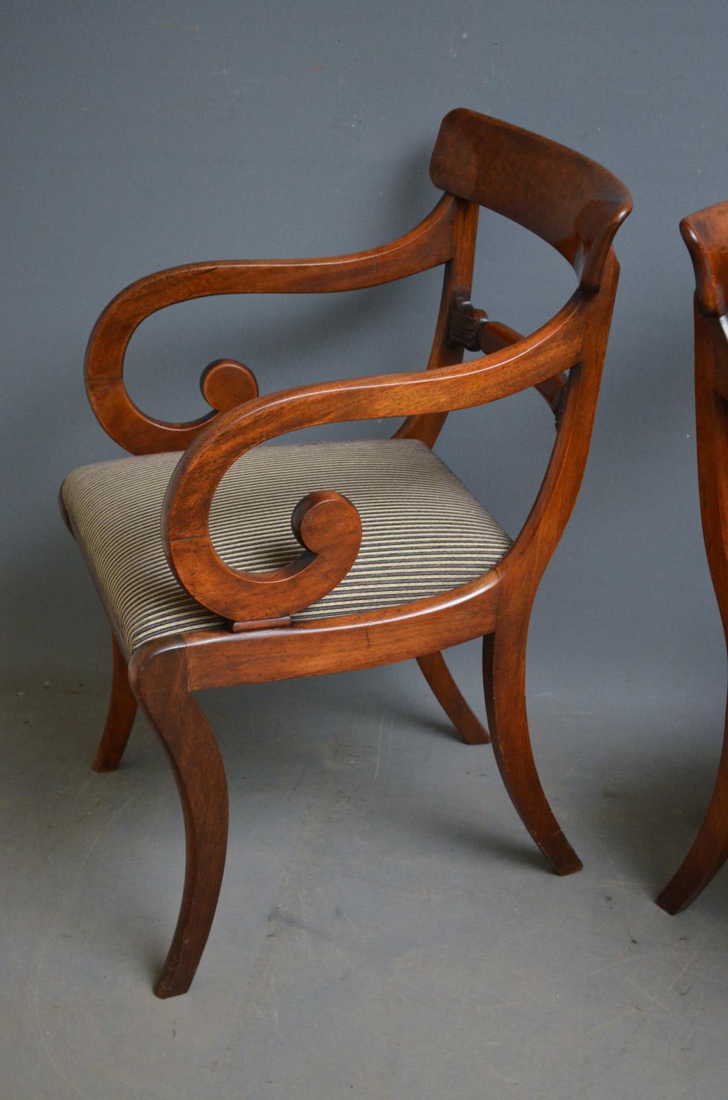 Pair of Regency Carver Chairs in Mahogany 1