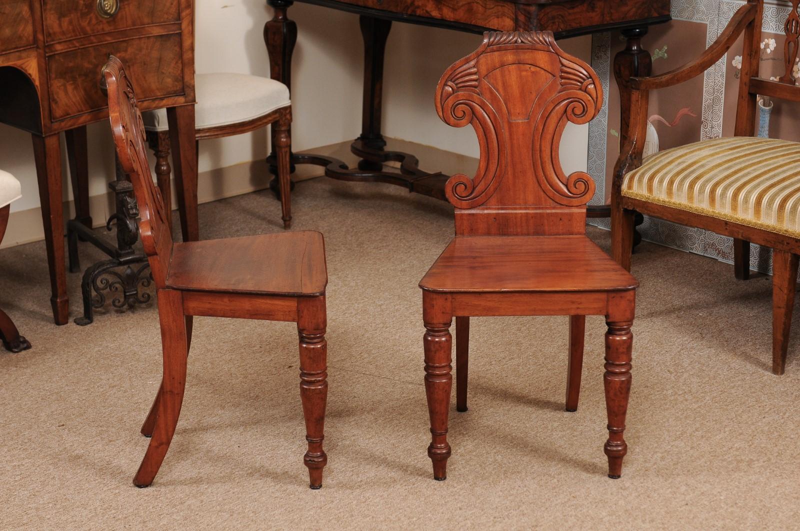 19th Century Pair of Regency English Mahogany Hall Chairs, circa 1810