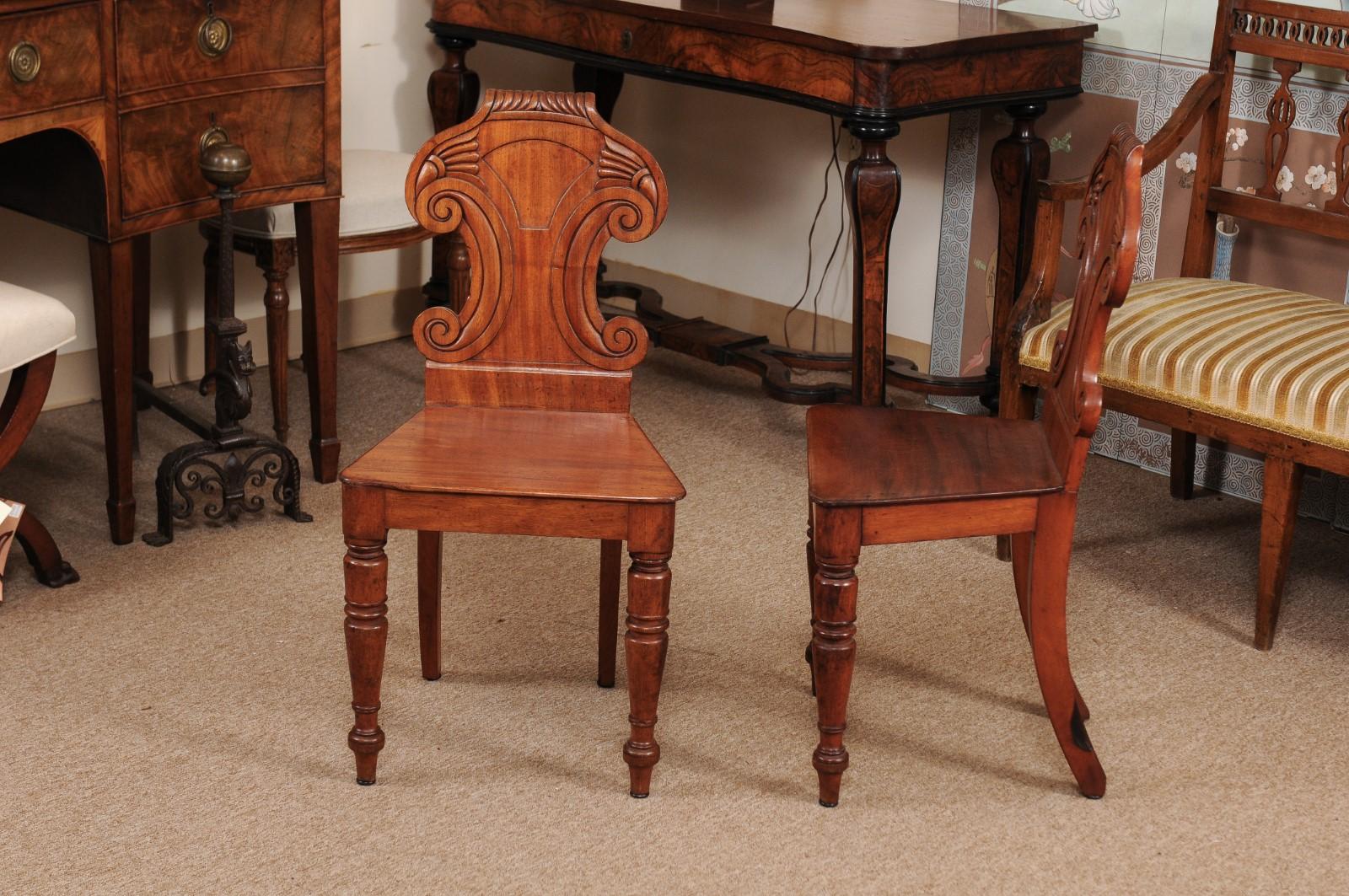 Pair of Regency English Mahogany Hall Chairs, circa 1810 4