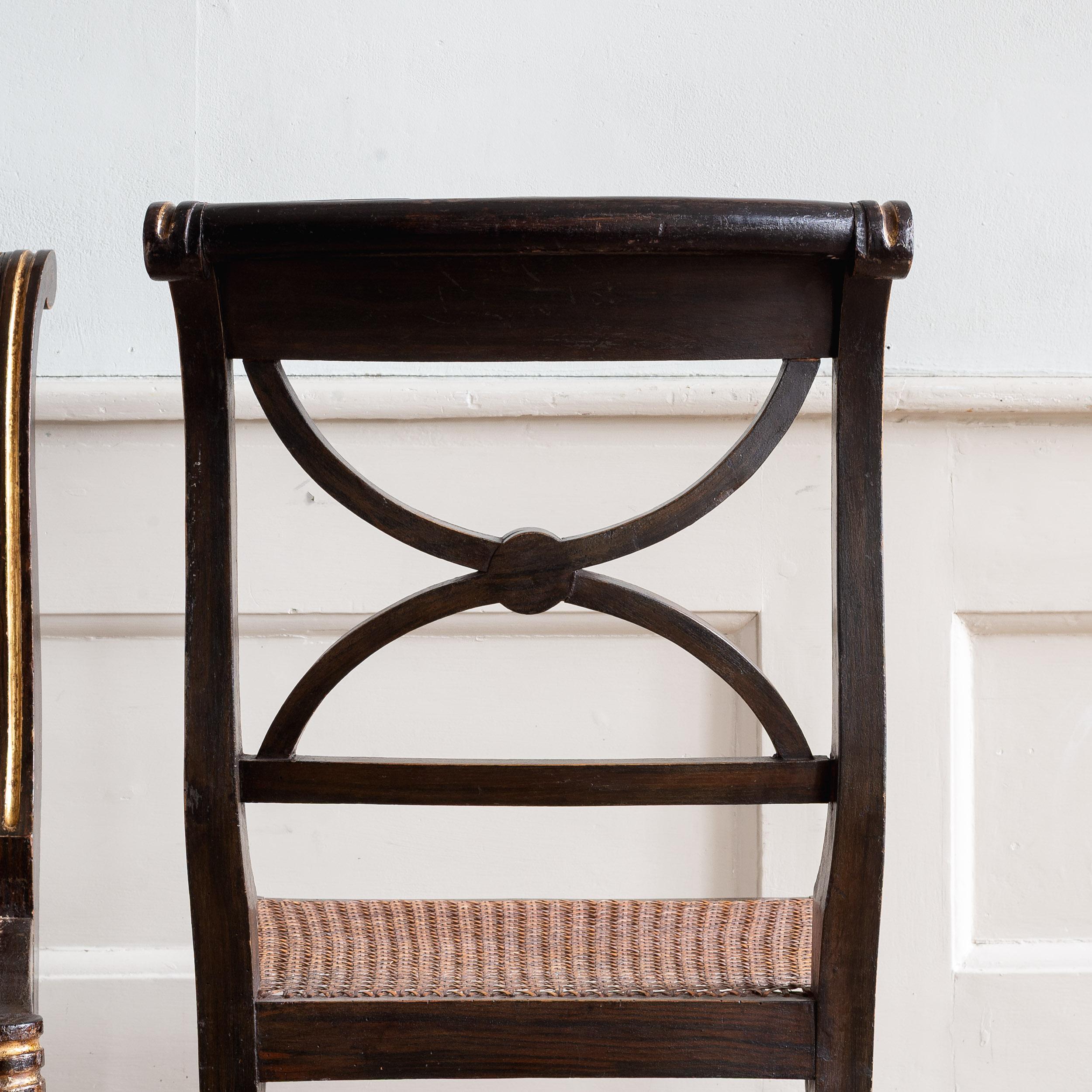 XIXe siècle Paire de chaises d'appoint Regency en faux bois de rose en vente