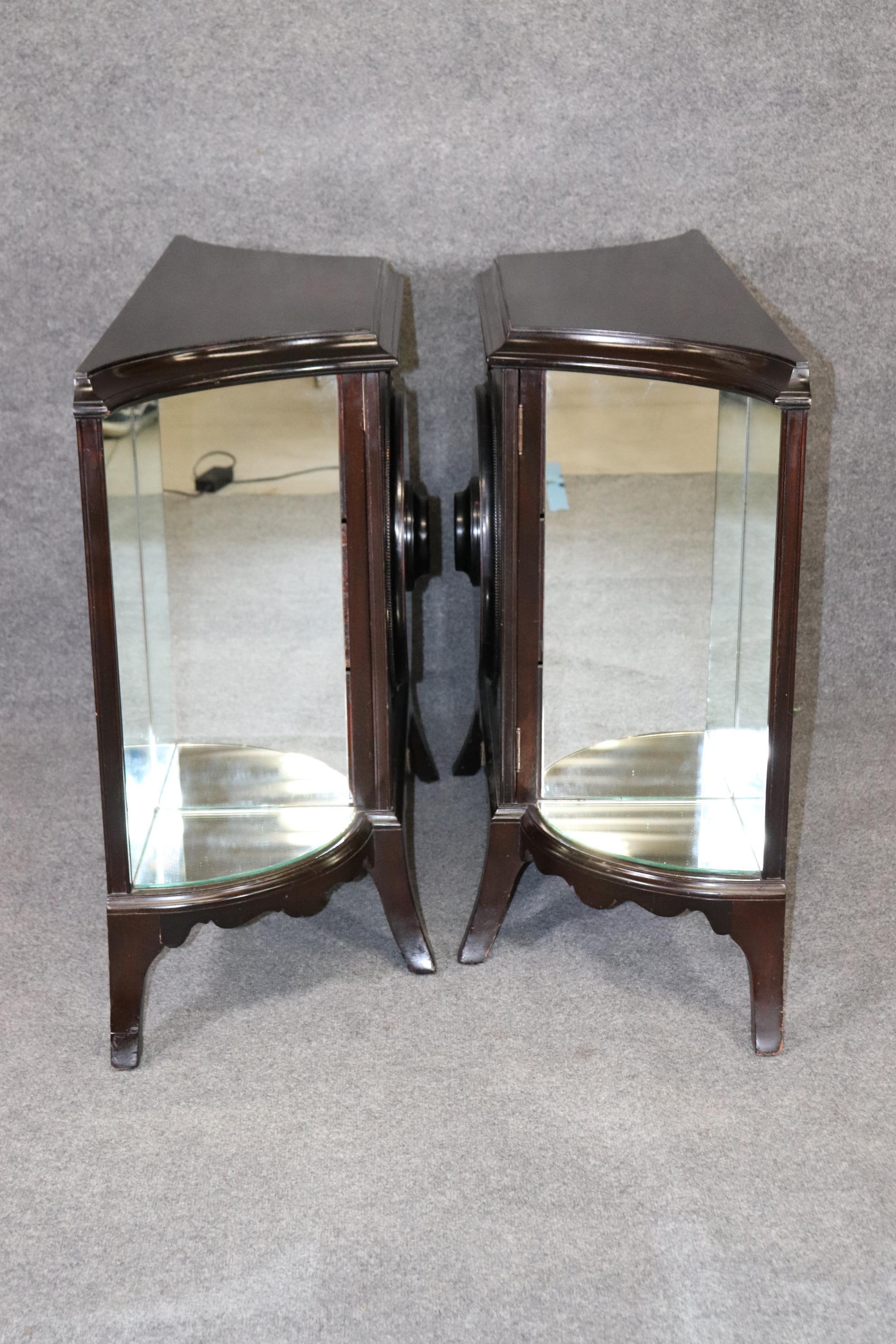 Pair of Regency Grosfeld House Style Mahogany Console Tables Cabinets In Good Condition For Sale In Swedesboro, NJ
