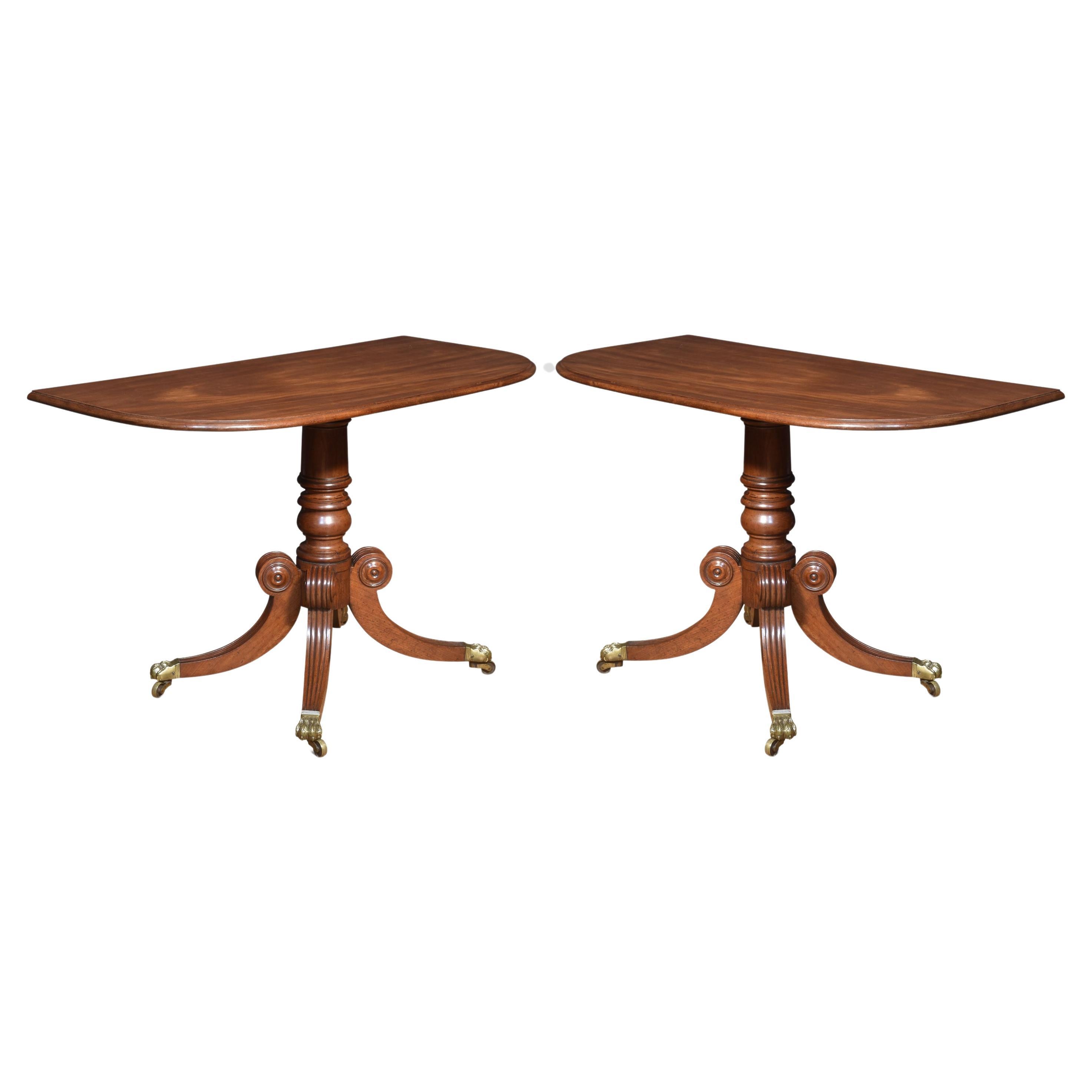 Paire de tables de salon Regency en vente