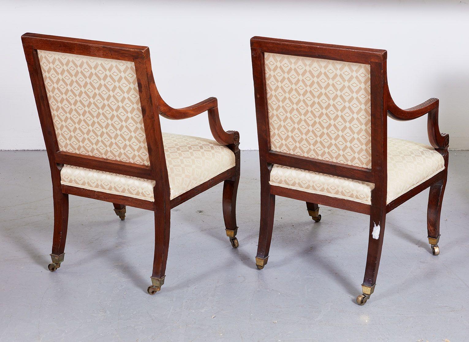 19th Century Pair of Regency Library Armchairs For Sale
