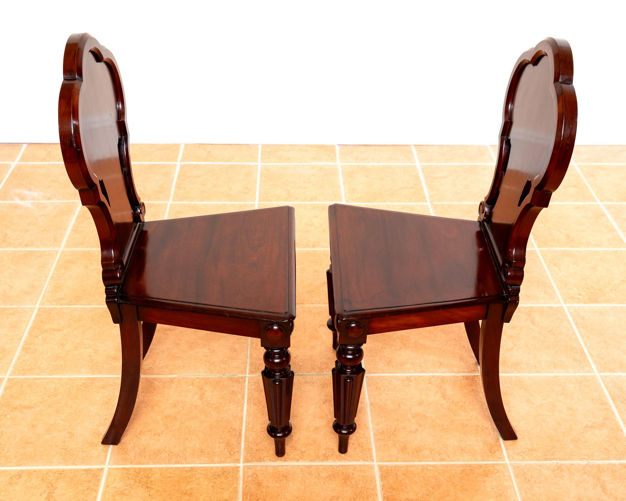 Paar Regency-Mahagoni-Hallenstühle aus der Regency-Zeit 1810 Gillows Of Lancaster Country House im Angebot 7