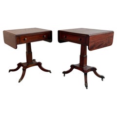 Paar Regency Mahagoni Pembroke Drop-Leaf End Tables