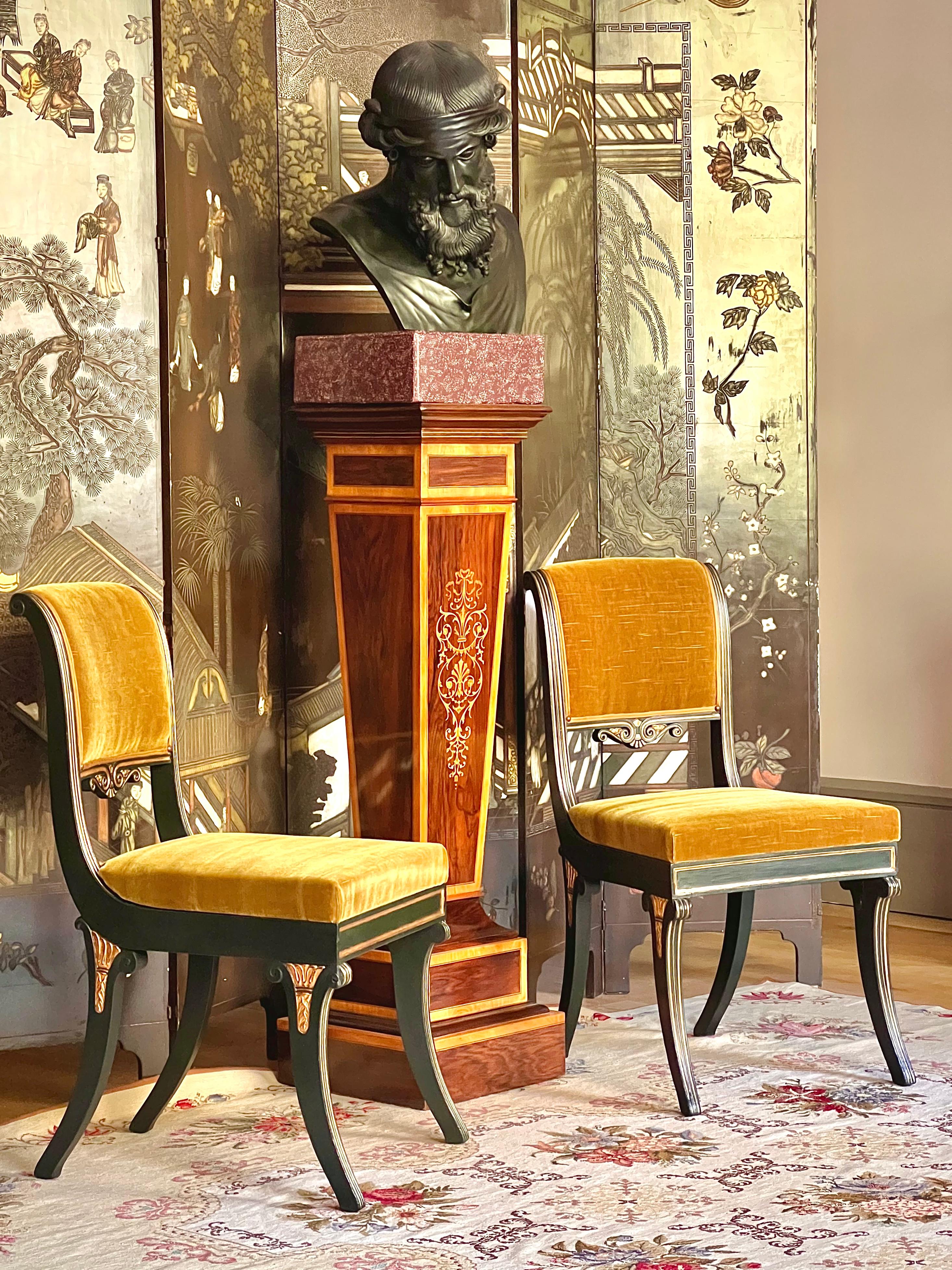 Carved Pair of Regency Painted Klismos Chairs For Sale