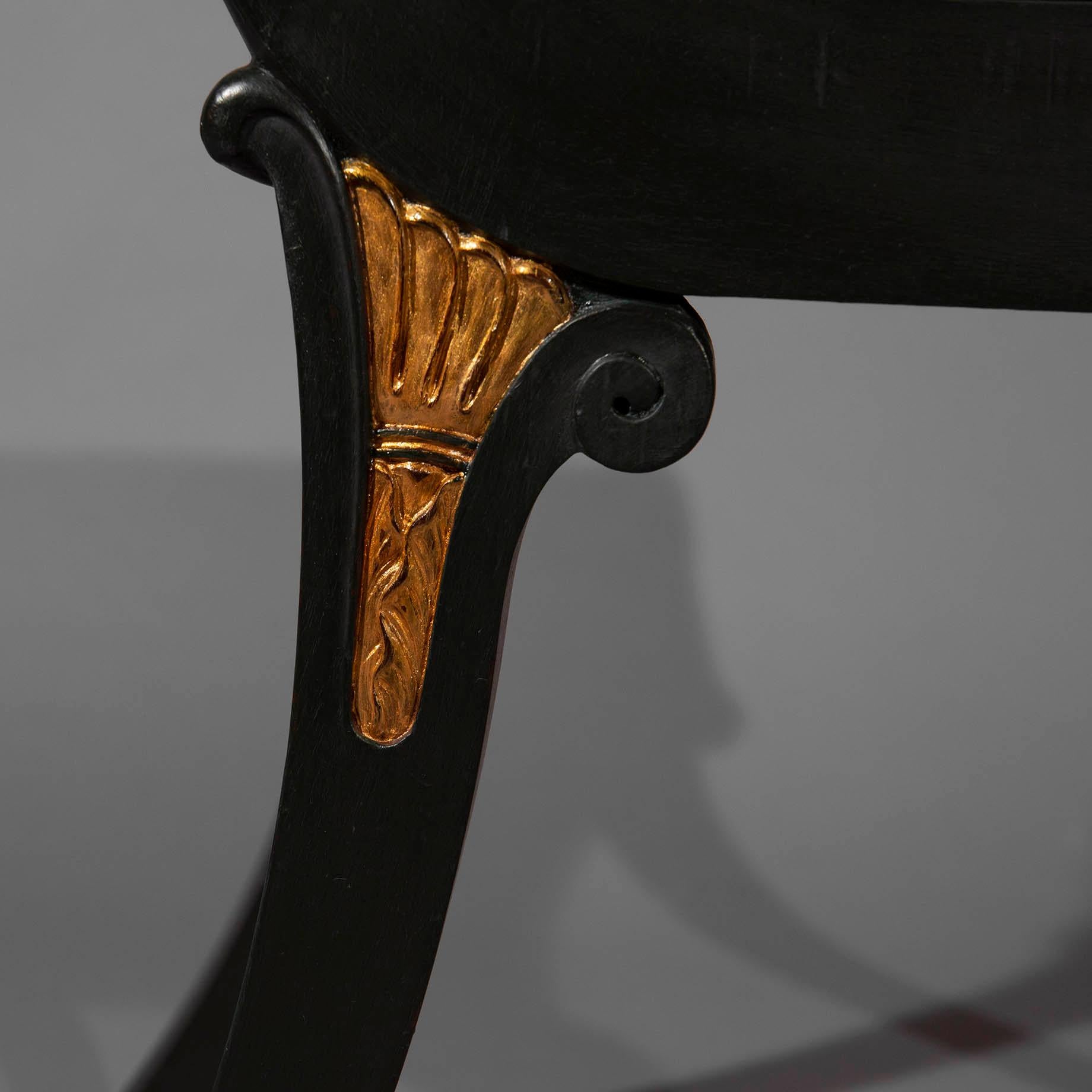 Wood Pair of Regency Painted Klismos Chairs For Sale