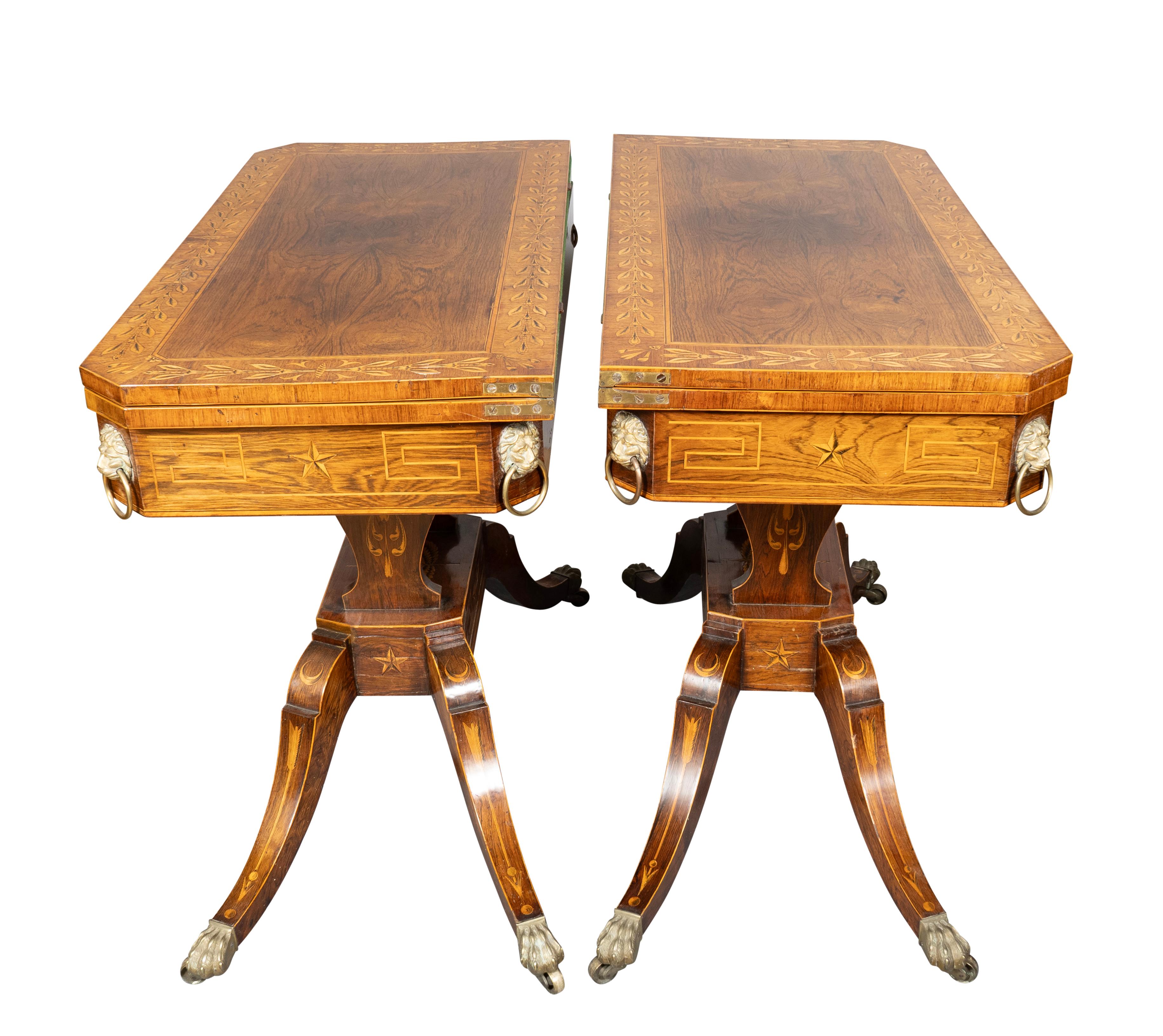Anglais Paire de tables de jeu Regency en bois de rose et buis incrusté en vente